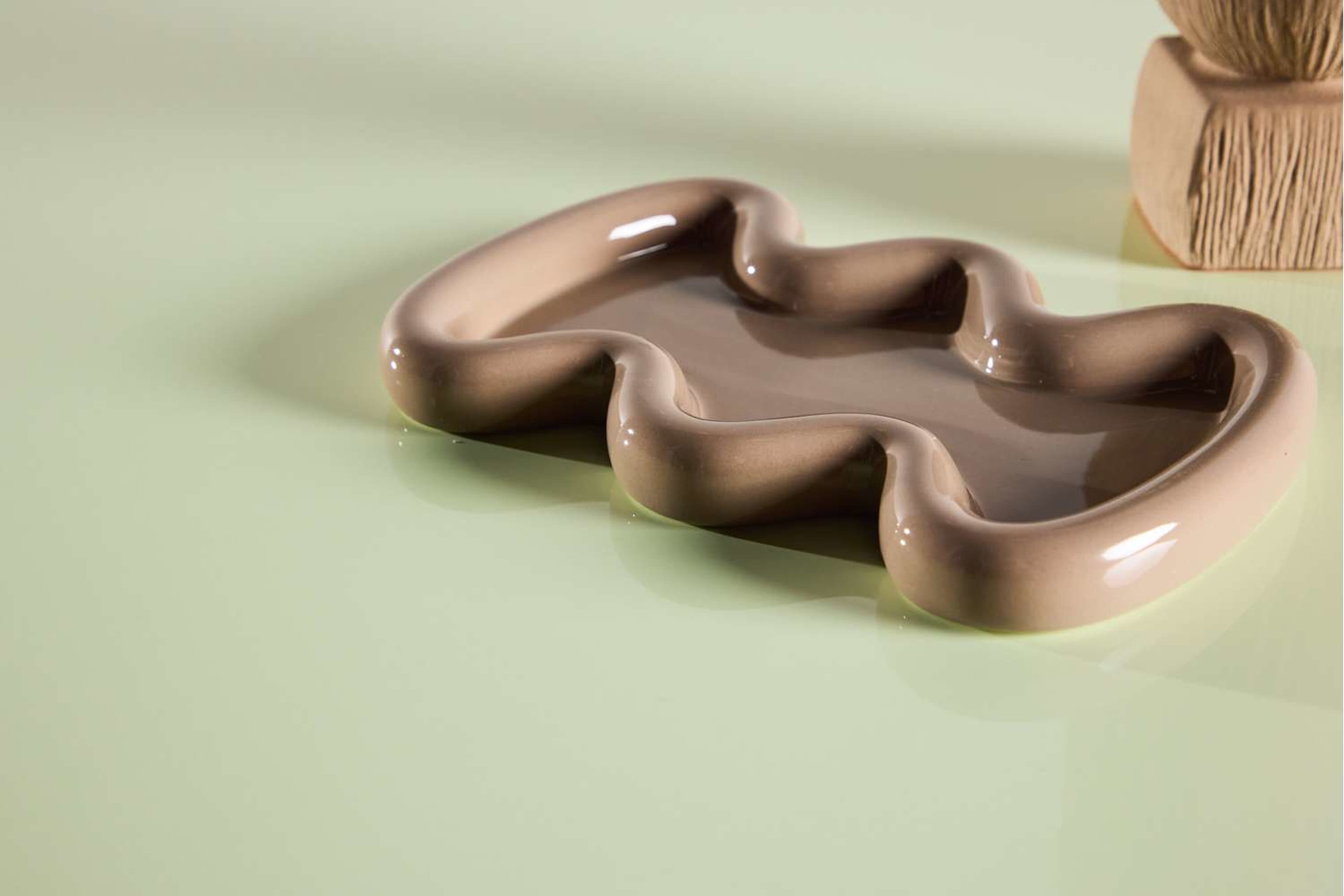 Lanzo Runt Matbord, från Venture Home, i färgen light green. Klicka för att öppna bilden i stort format