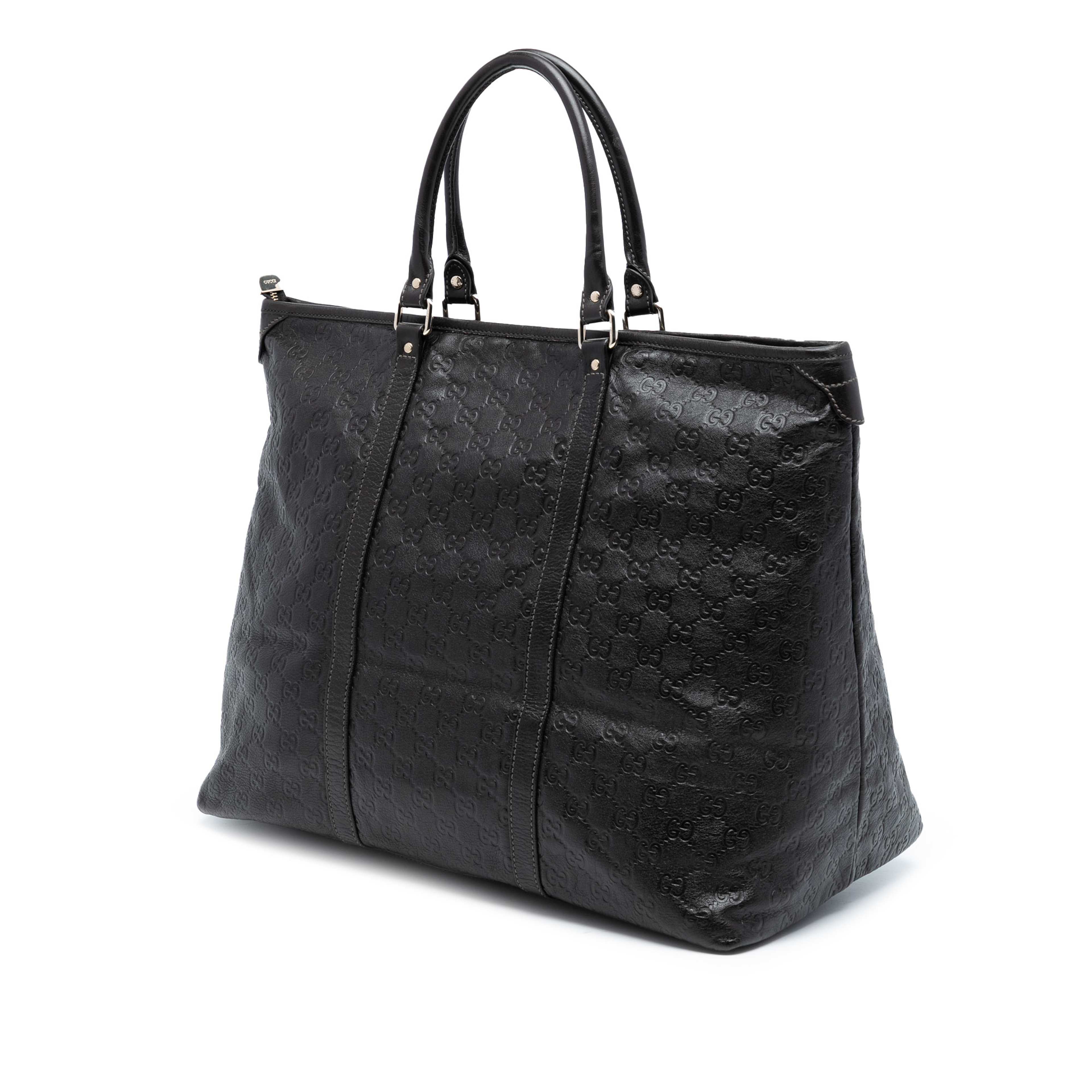 Gucci Guccissima Weekender, från Luxclusif, i färgen dark brown. Klicka för att öppna bilden i stort format