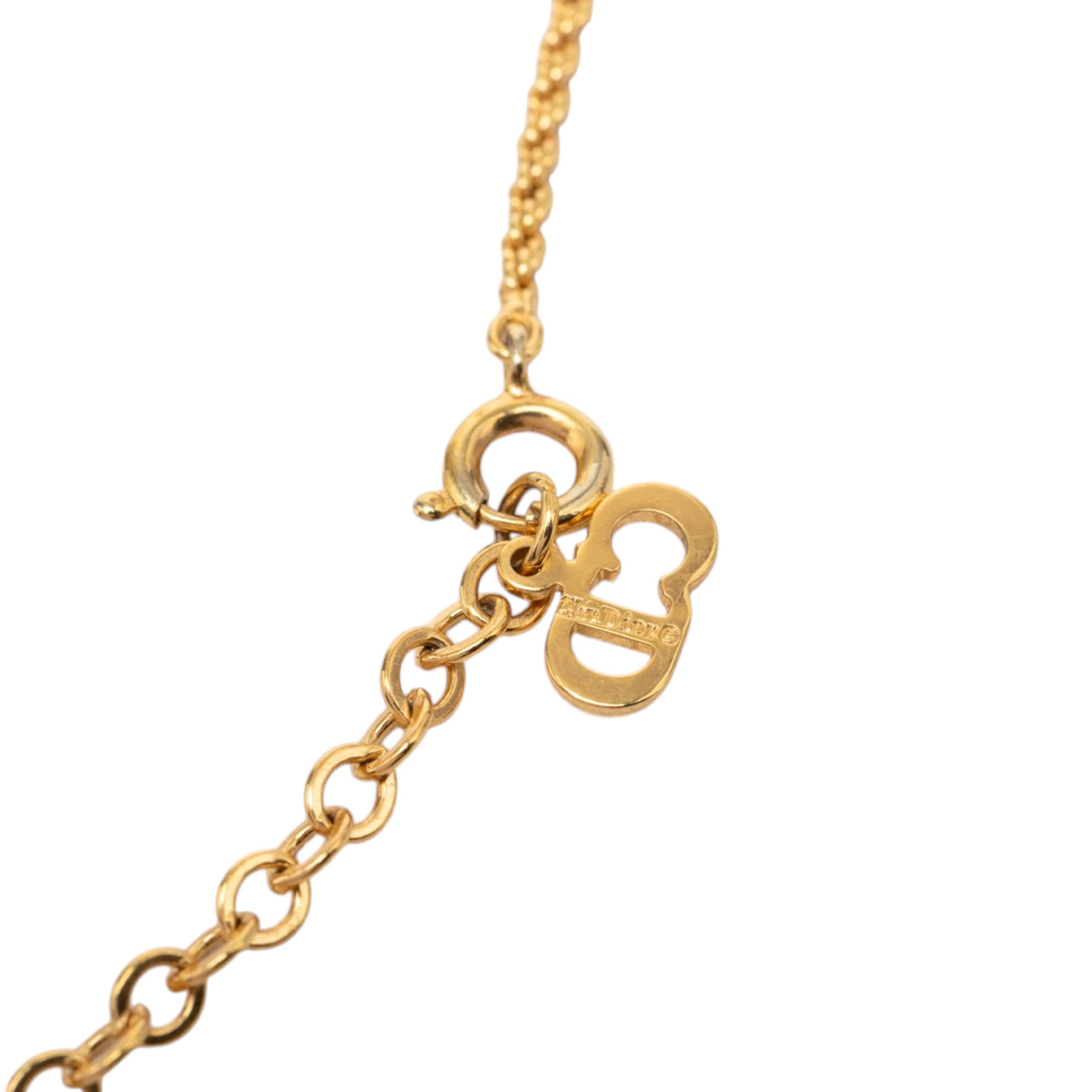 Dior Gold Plated Cd Logo Pendant Necklace, från Luxclusif, i färgen guld. Klicka för att öppna bilden i stort format