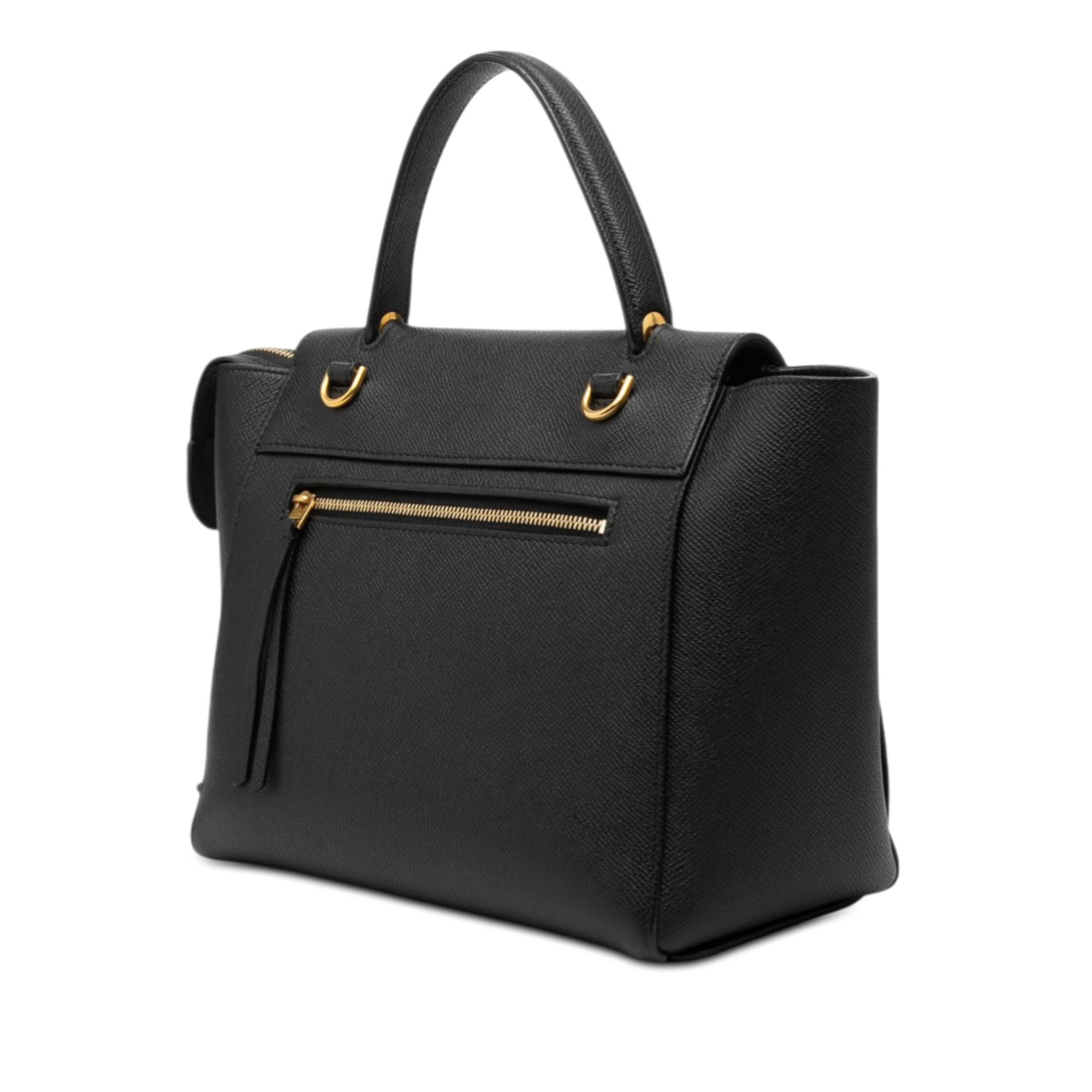 Celine Micro Grained Calfskin Belt Bag, från Luxclusif, i färgen black. Klicka för att öppna bilden i stort format