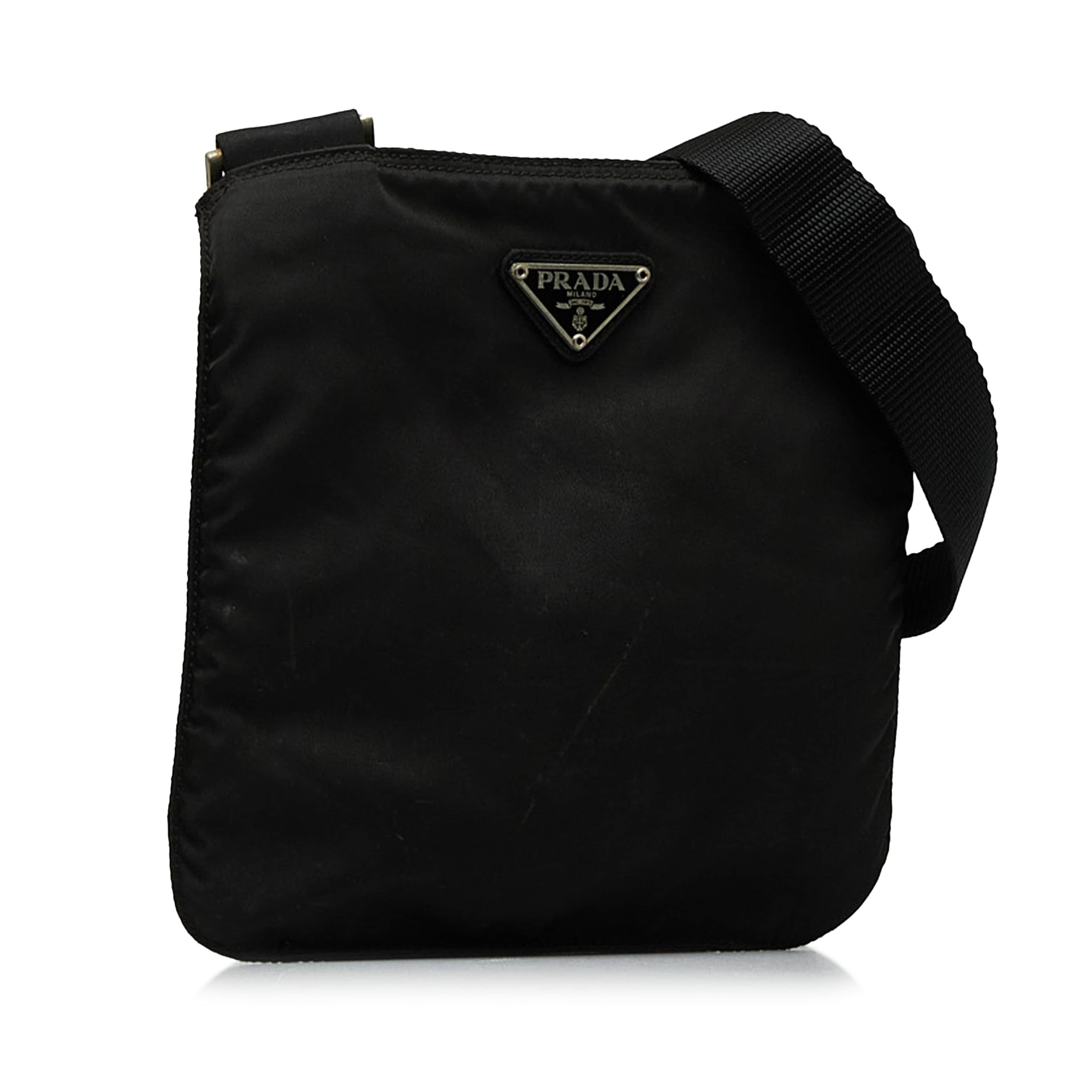 Prada Tessuto Crossbody, från Luxclusif, i färgen black. Klicka för att öppna bilden i stort format