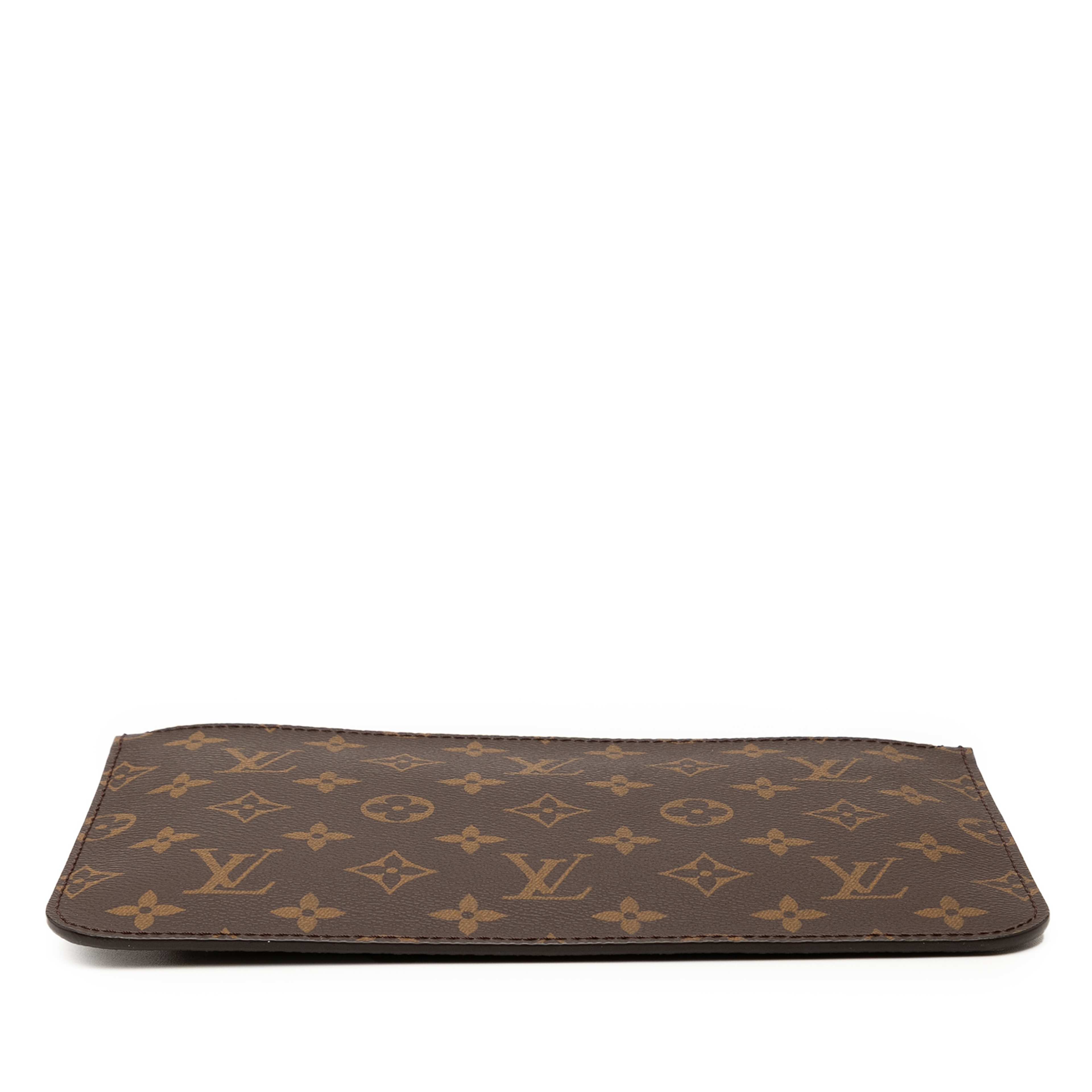 Louis Vuitton Monogram Neverfull Pouch, från Luxclusif, i färgen brown. Klicka för att öppna bilden i stort format
