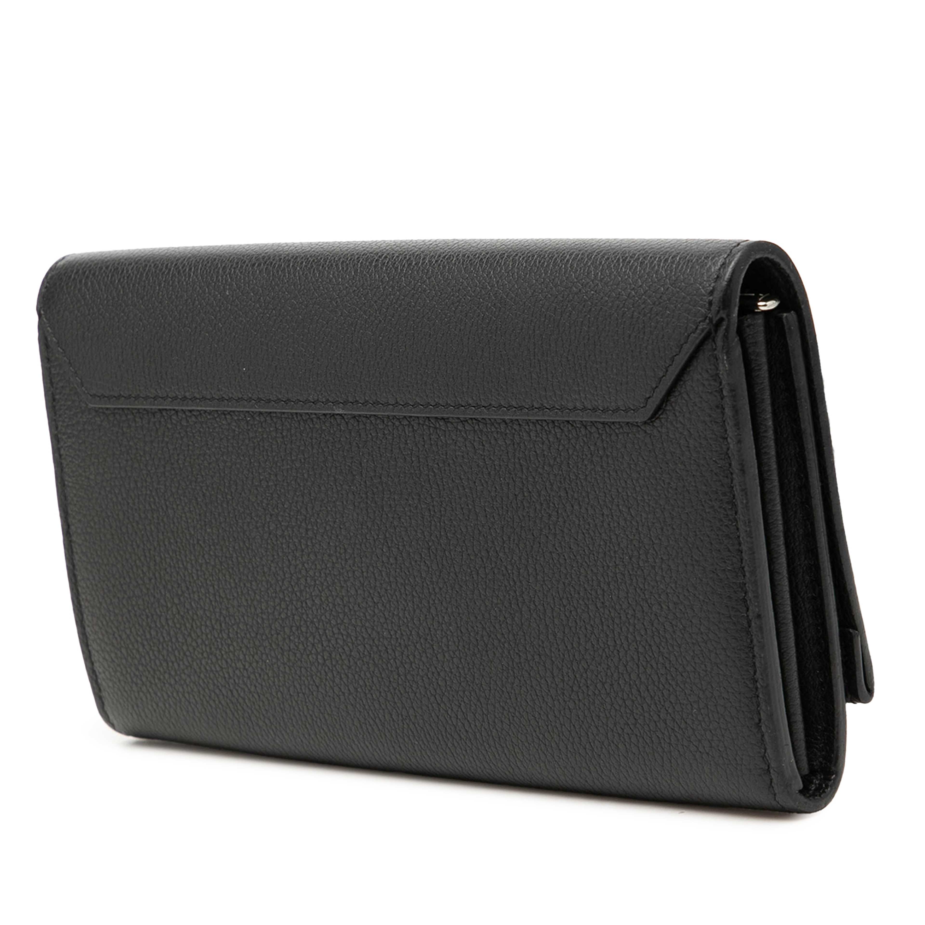 Louis Vuitton Leather Lockme Ii Long Wallet, från Luxclusif, i färgen black. Klicka för att öppna bilden i stort format