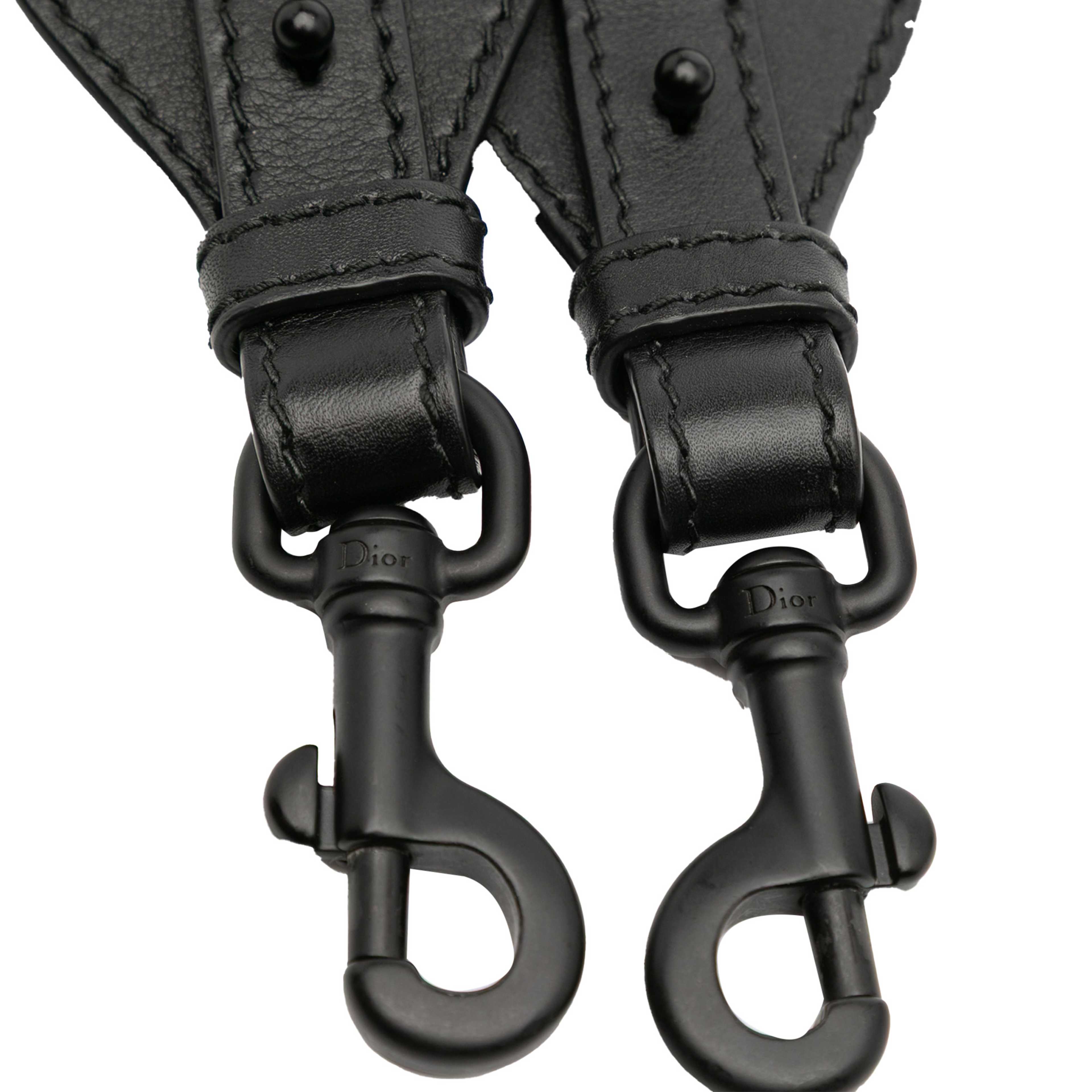 Dior Canvas Logo Embroidered Shoulder Strap, från Luxclusif, i färgen black. Klicka för att öppna bilden i stort format