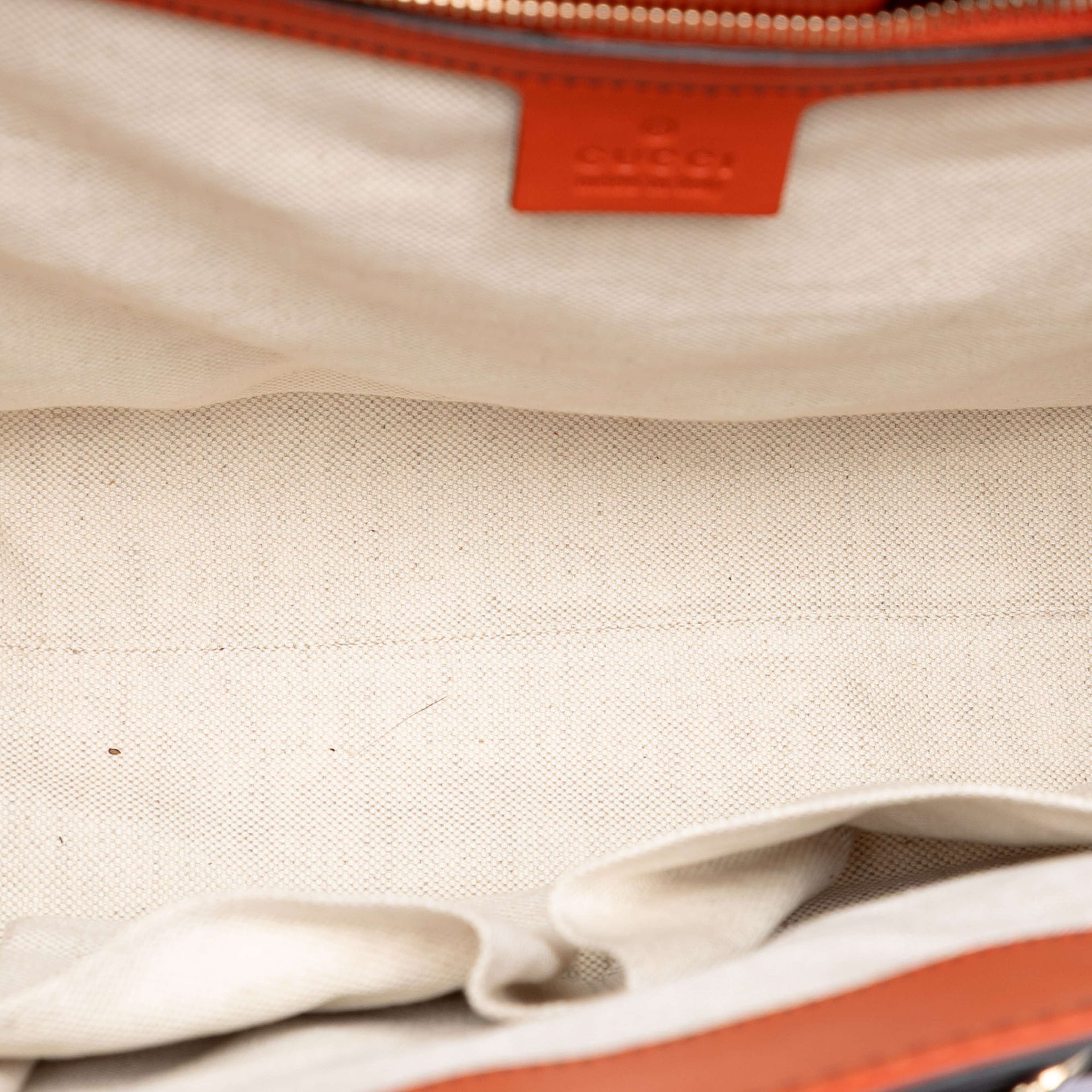 Gucci Large Guccissima Emily Shoulder Bag, från Luxclusif, i färgen dark orange. Klicka för att öppna bilden i stort format