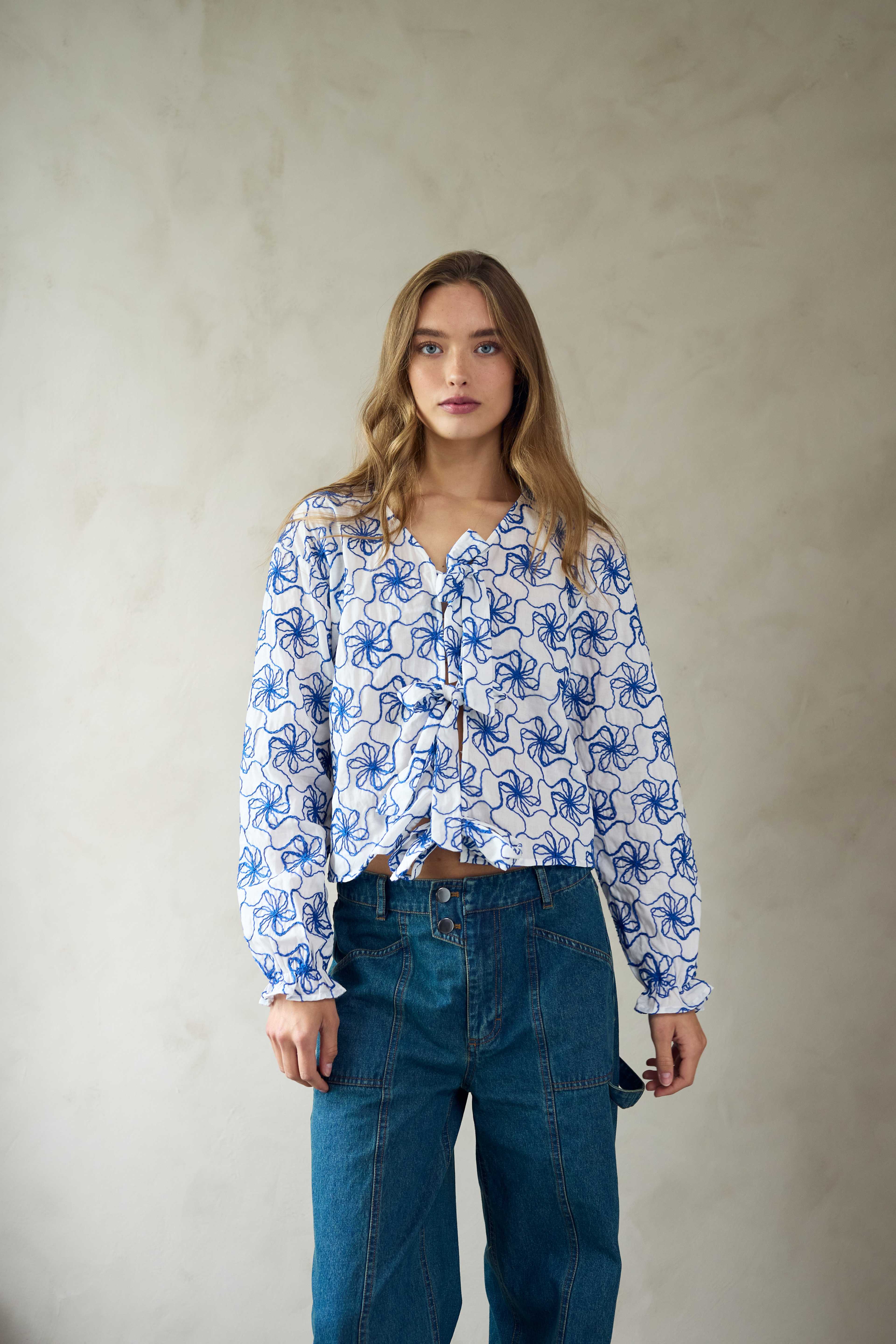 Krisina Blouse - White Blue Combo