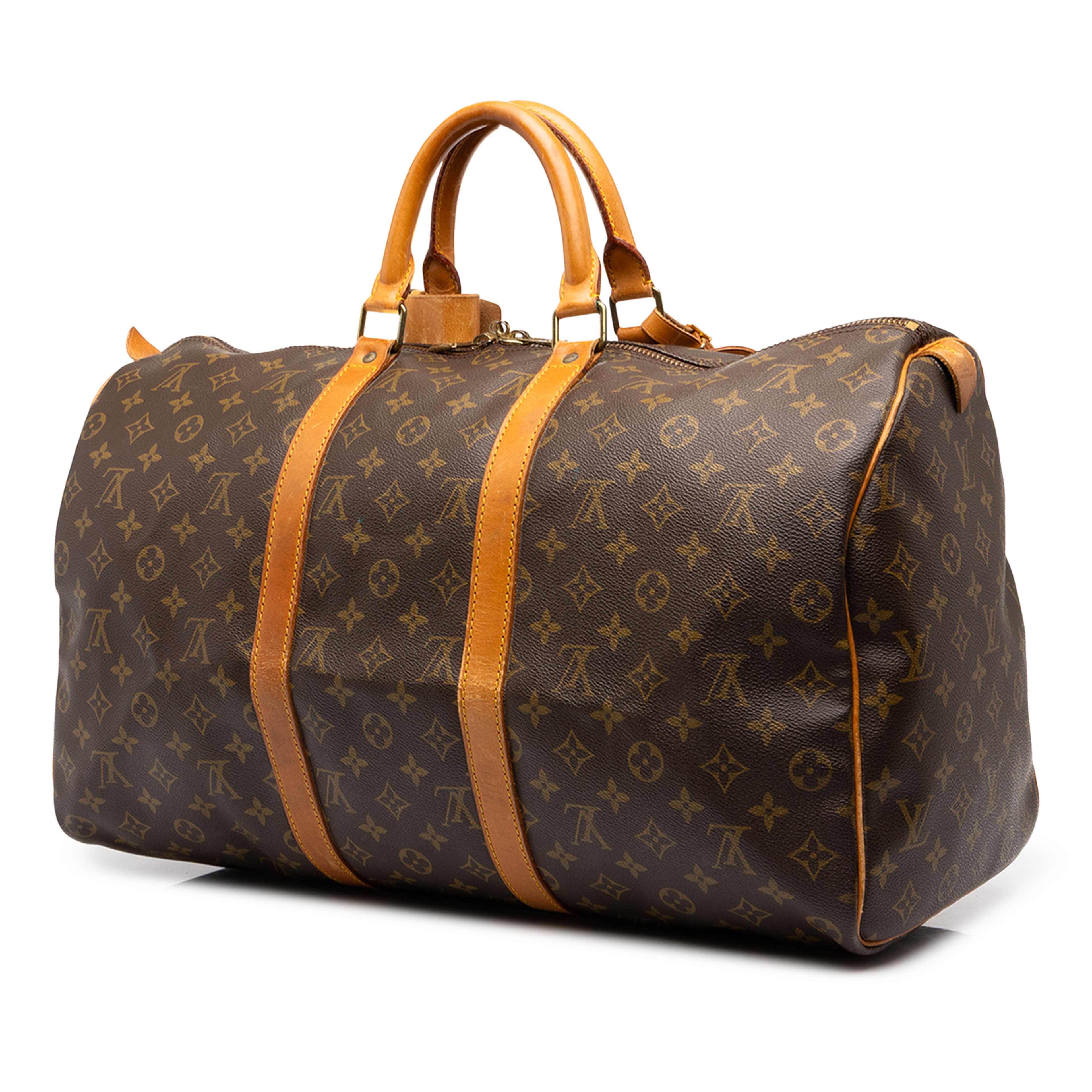 Louis Vuitton Monogram Keepall 50, från Luxclusif, i färgen brun. Klicka för att öppna bilden i stort format