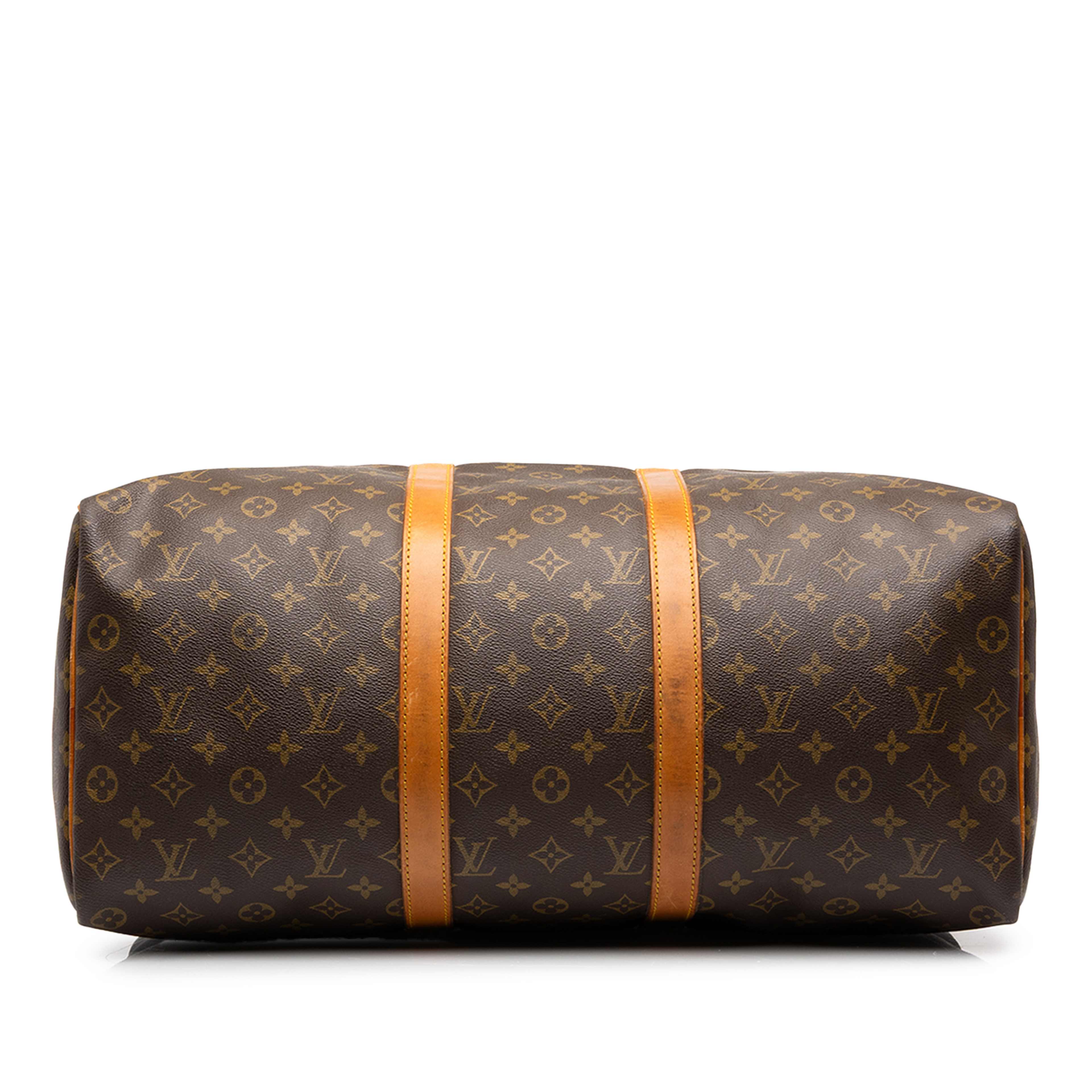Louis Vuitton Monogram Keepall 50, från Luxclusif, i färgen brun. Klicka för att öppna bilden i stort format