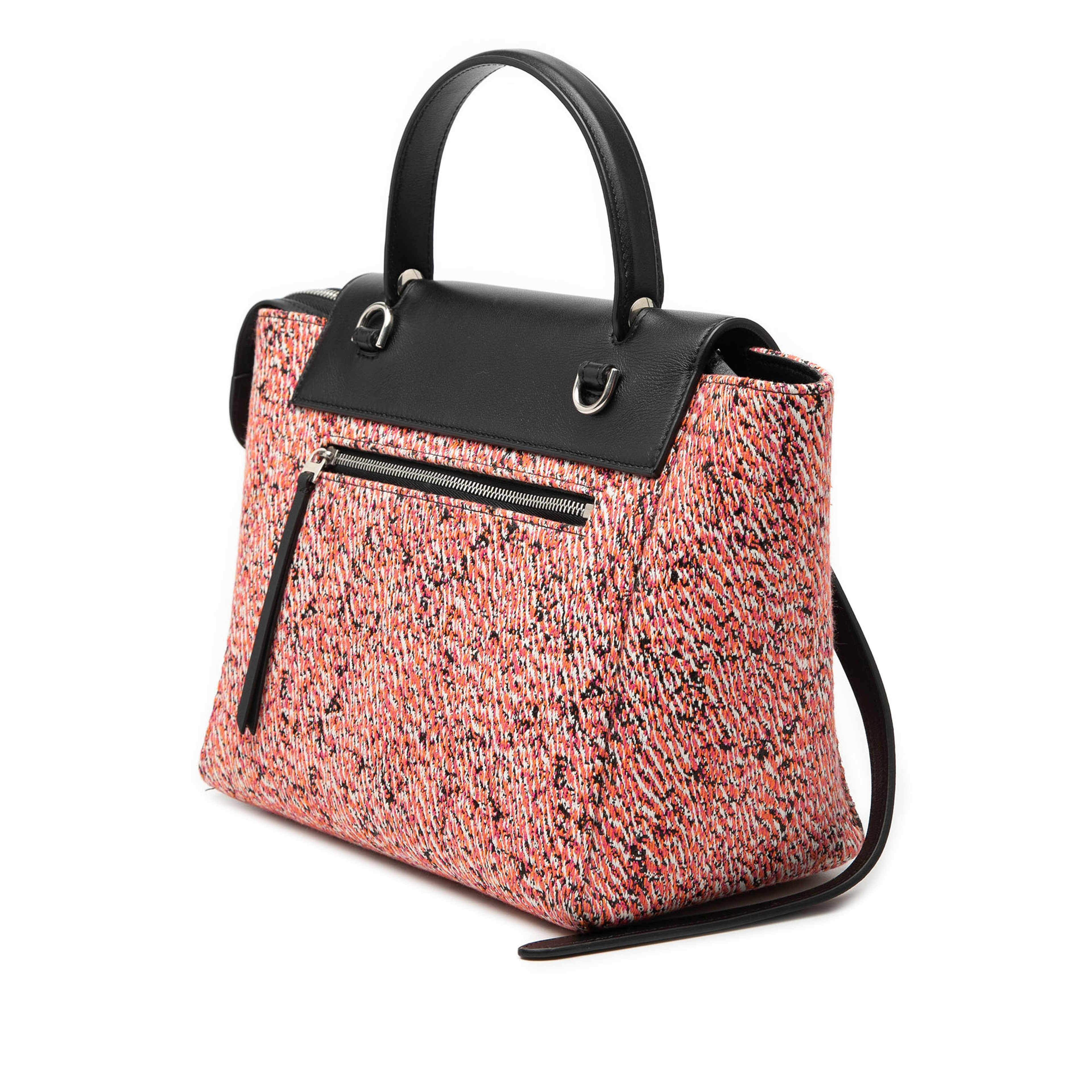 Celine Micro Tweed Belt Satchel, från Luxclusif, i färgen svart. Klicka för att öppna bilden i stort format