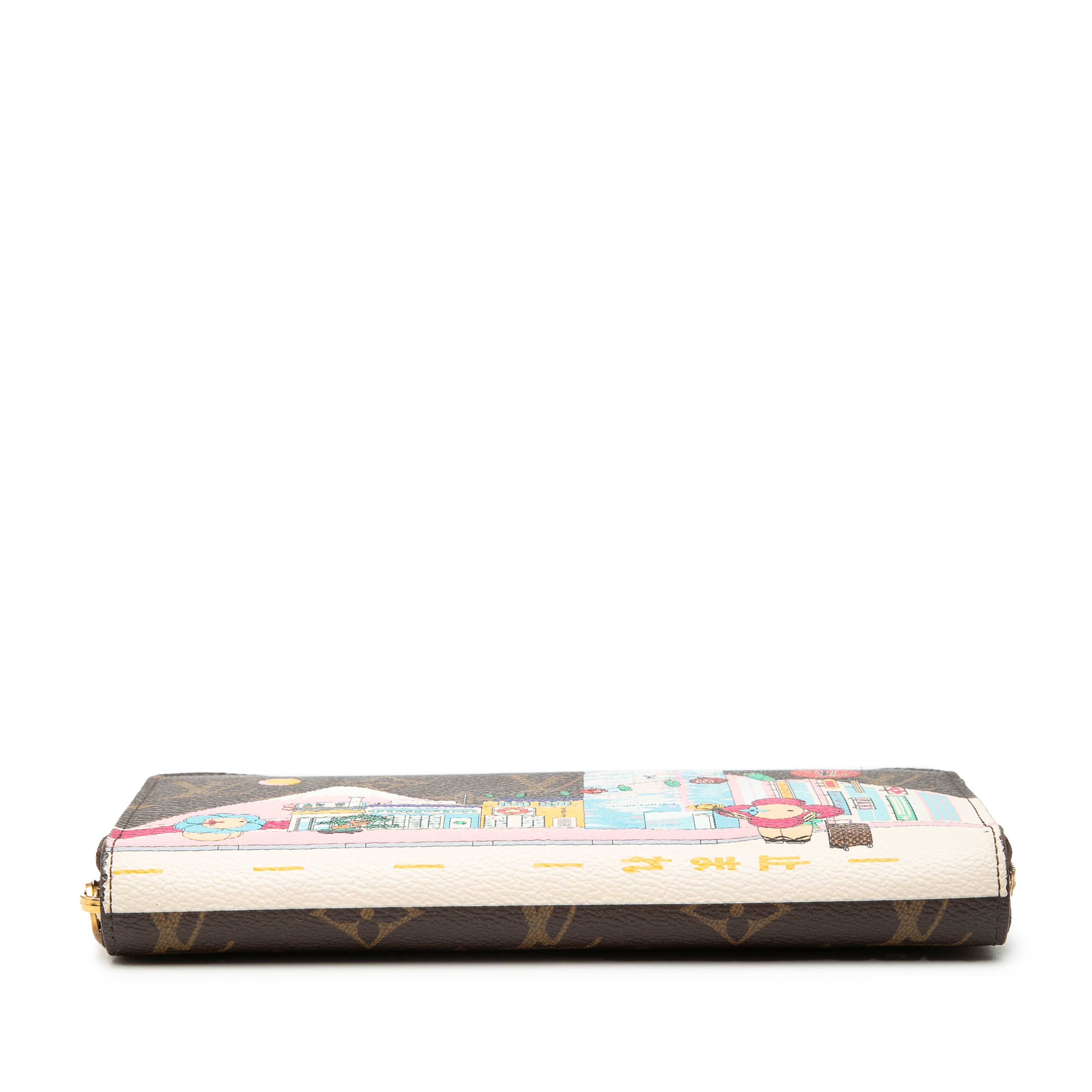 Louis Vuitton Monogram Vivienne In Tokyo Zippy Long Wallet, från Luxclusif, i färgen brown. Klicka för att öppna bilden i stort format