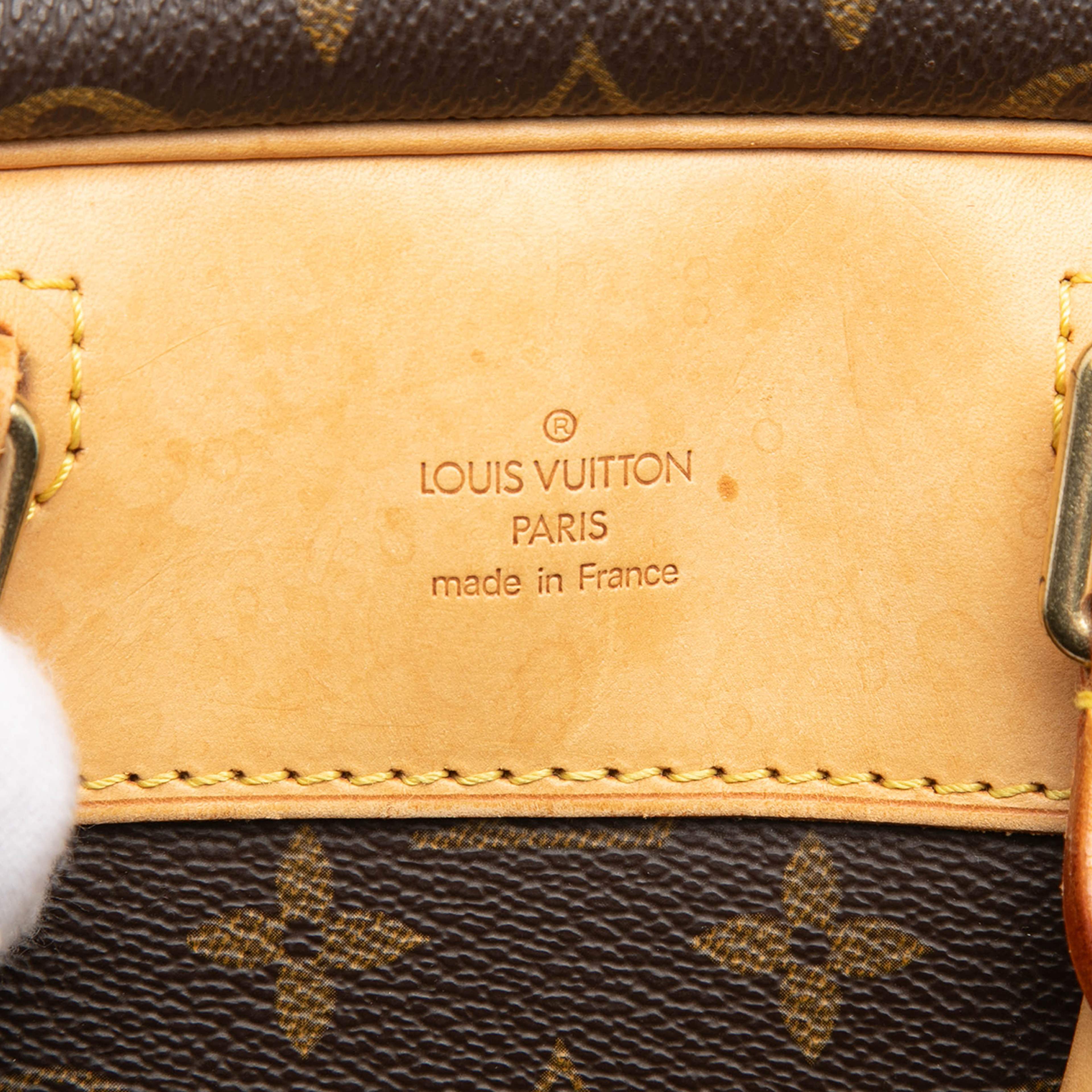 Louis Vuitton Monogram Evasion, från Luxclusif, i färgen brown. Klicka för att öppna bilden i stort format