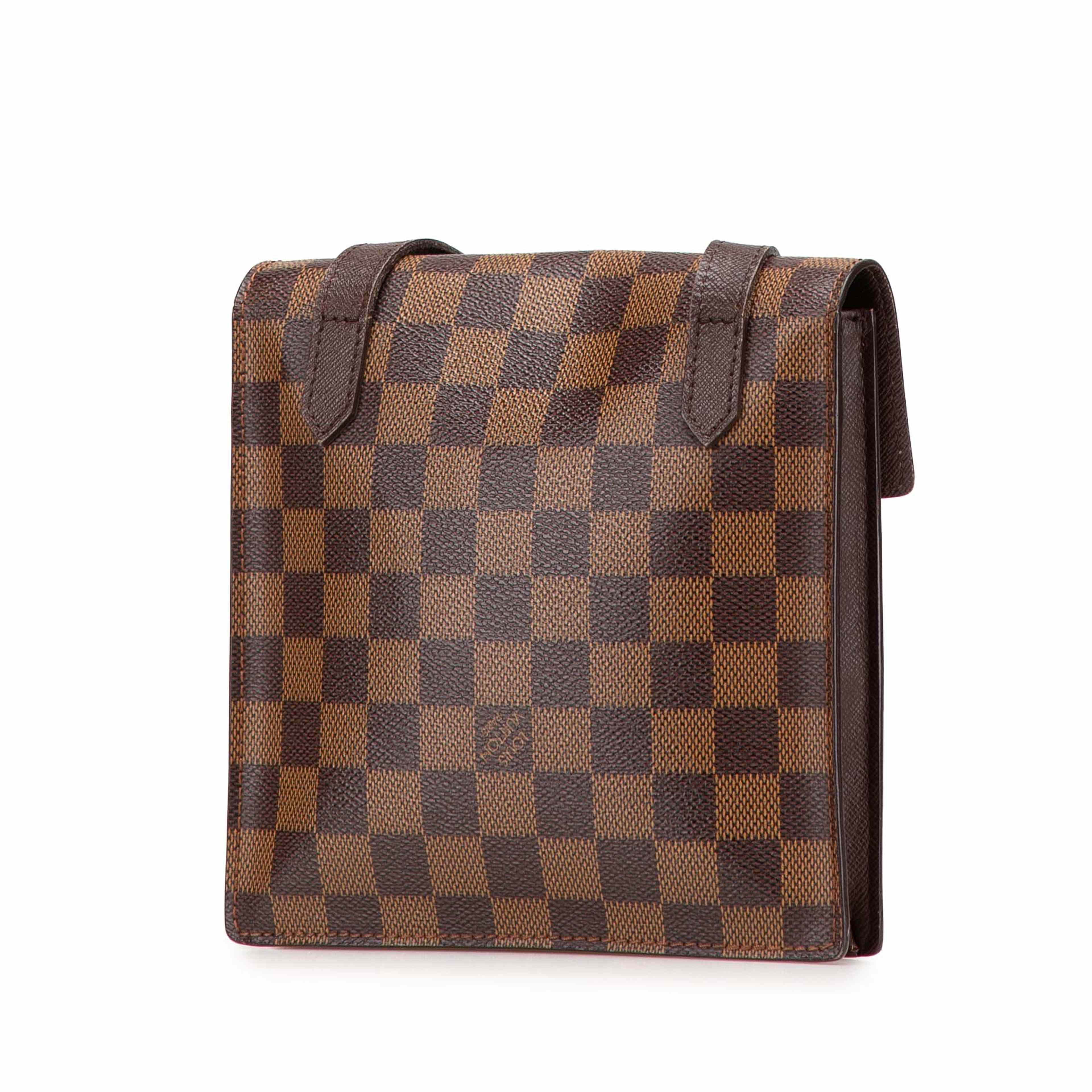 Louis Vuitton Damier Ebene Pimlico, från Luxclusif, i färgen brown. Klicka för att öppna bilden i stort format