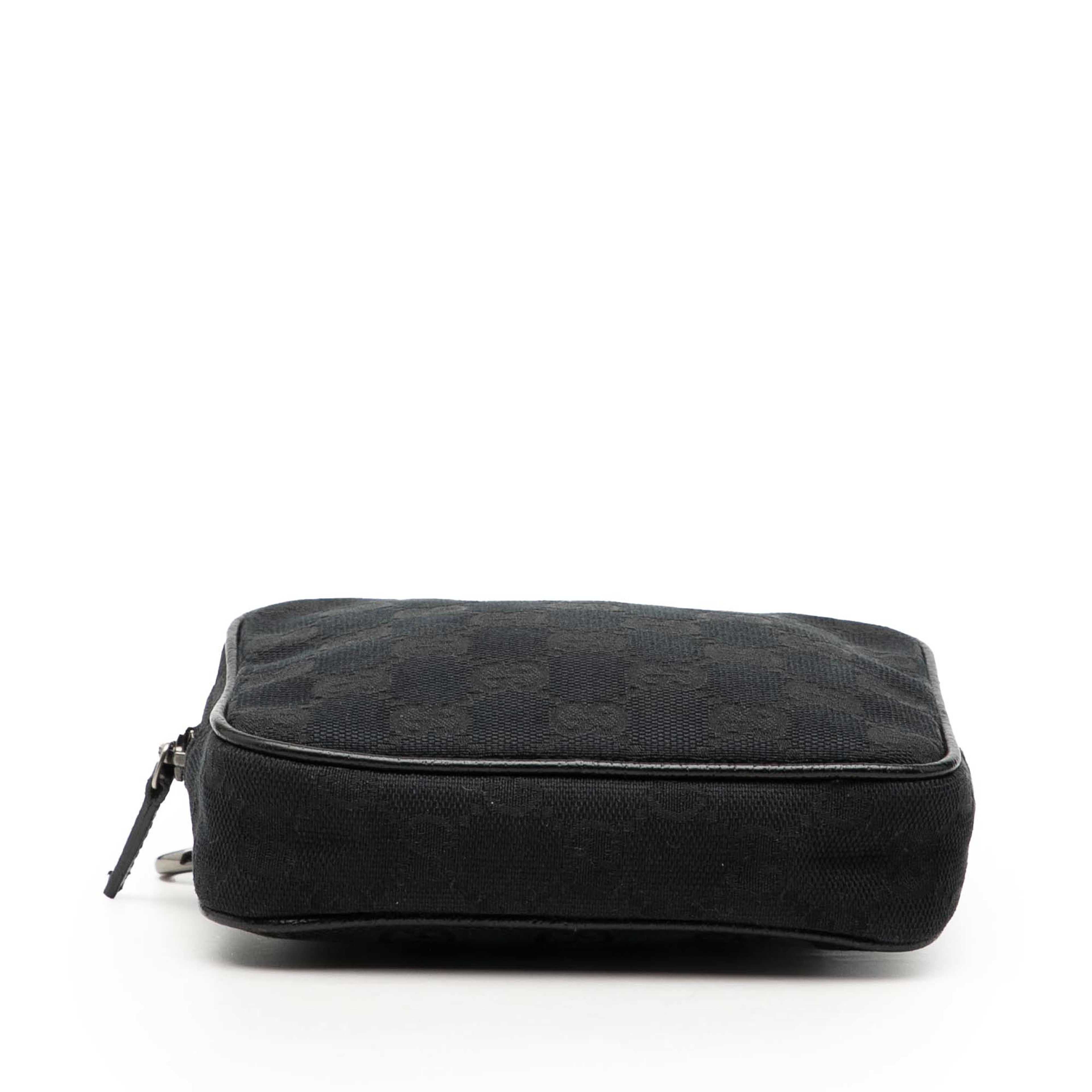 Gucci Gg Canvas Crossbody, från Luxclusif, i färgen black. Klicka för att öppna bilden i stort format