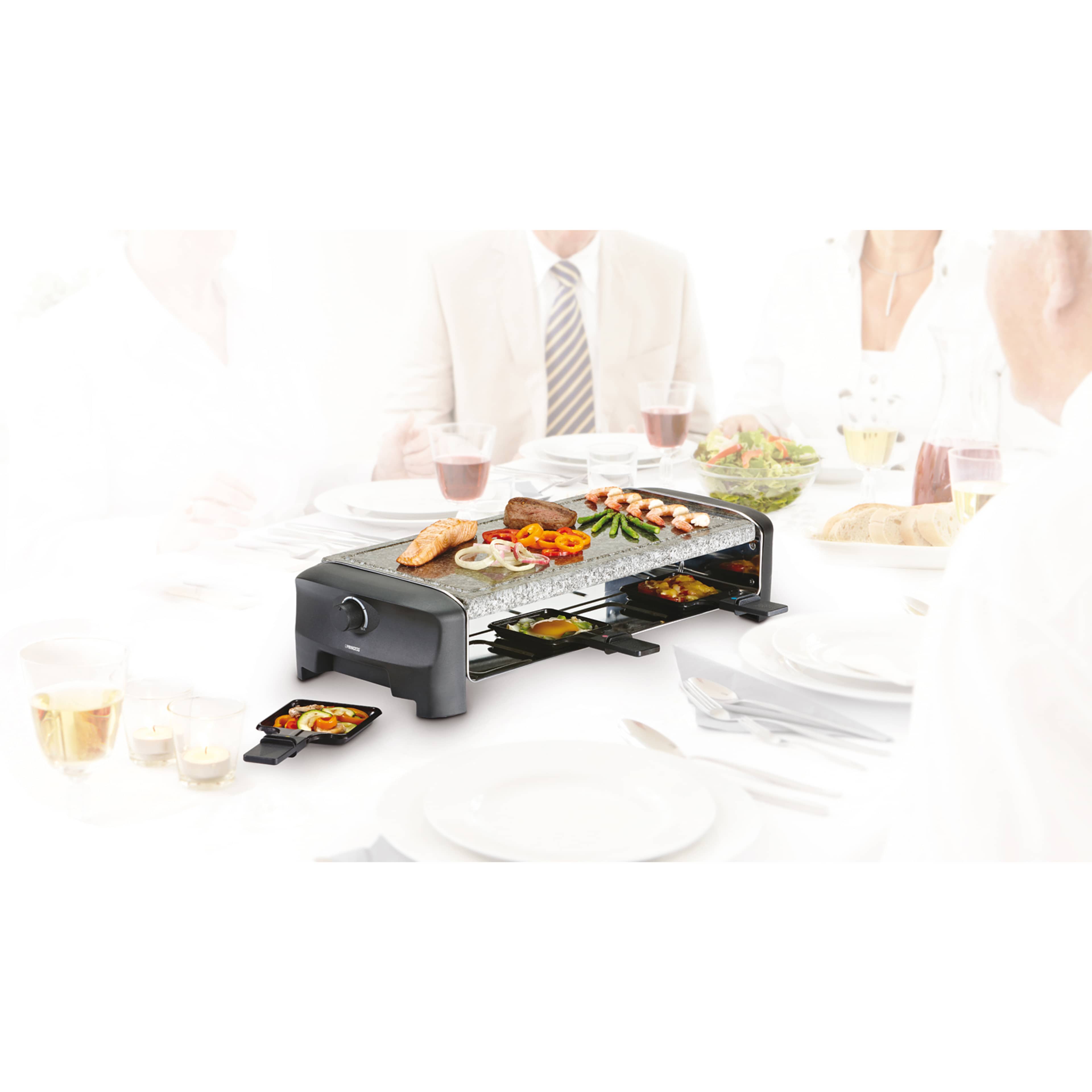 Raclette 8 Stone Grill Party, från Princess, i färgen svart. Klicka för att öppna bilden i stort format