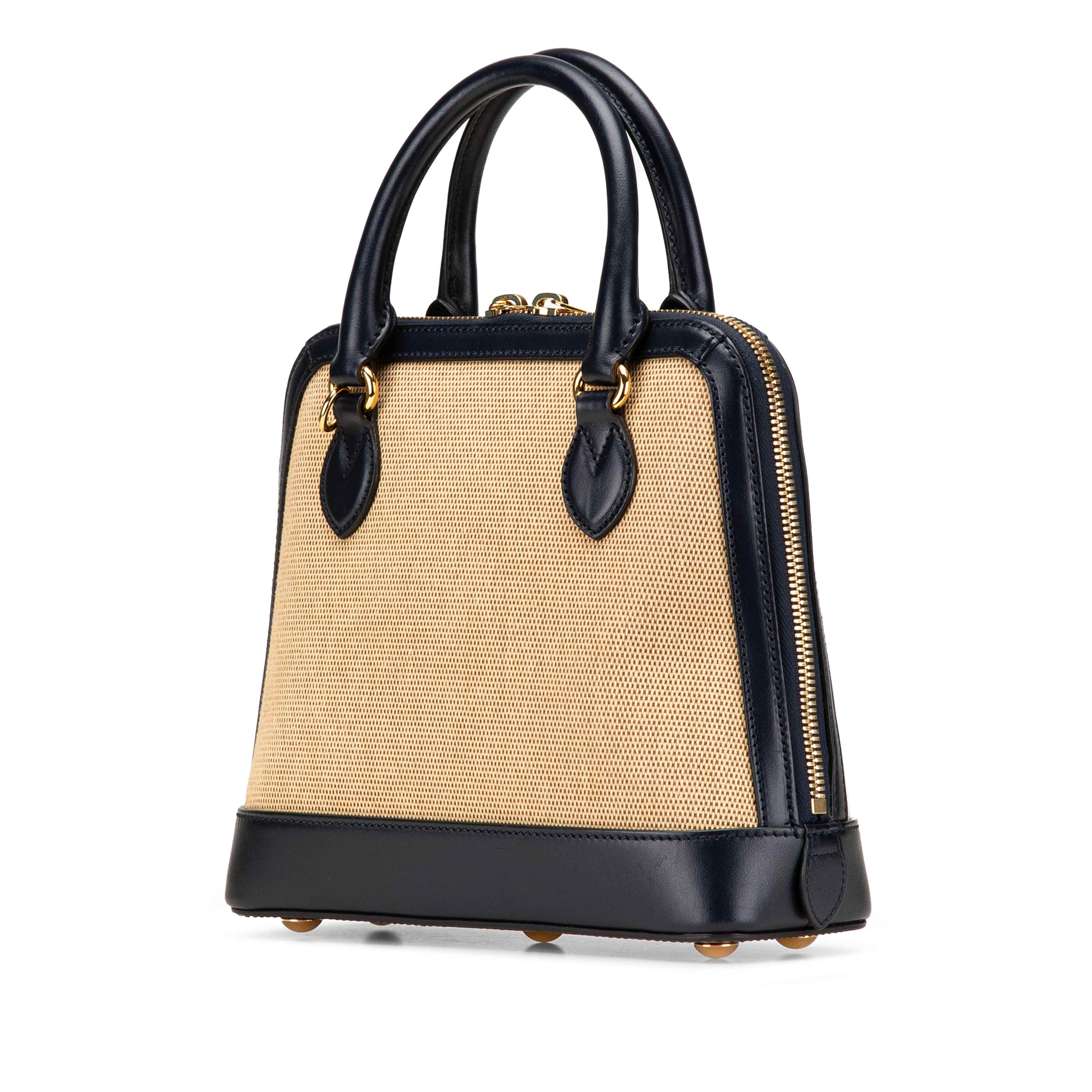 Gucci Small Canvas Horsebit 1955 Satchel, från Luxclusif, i färgen beige.