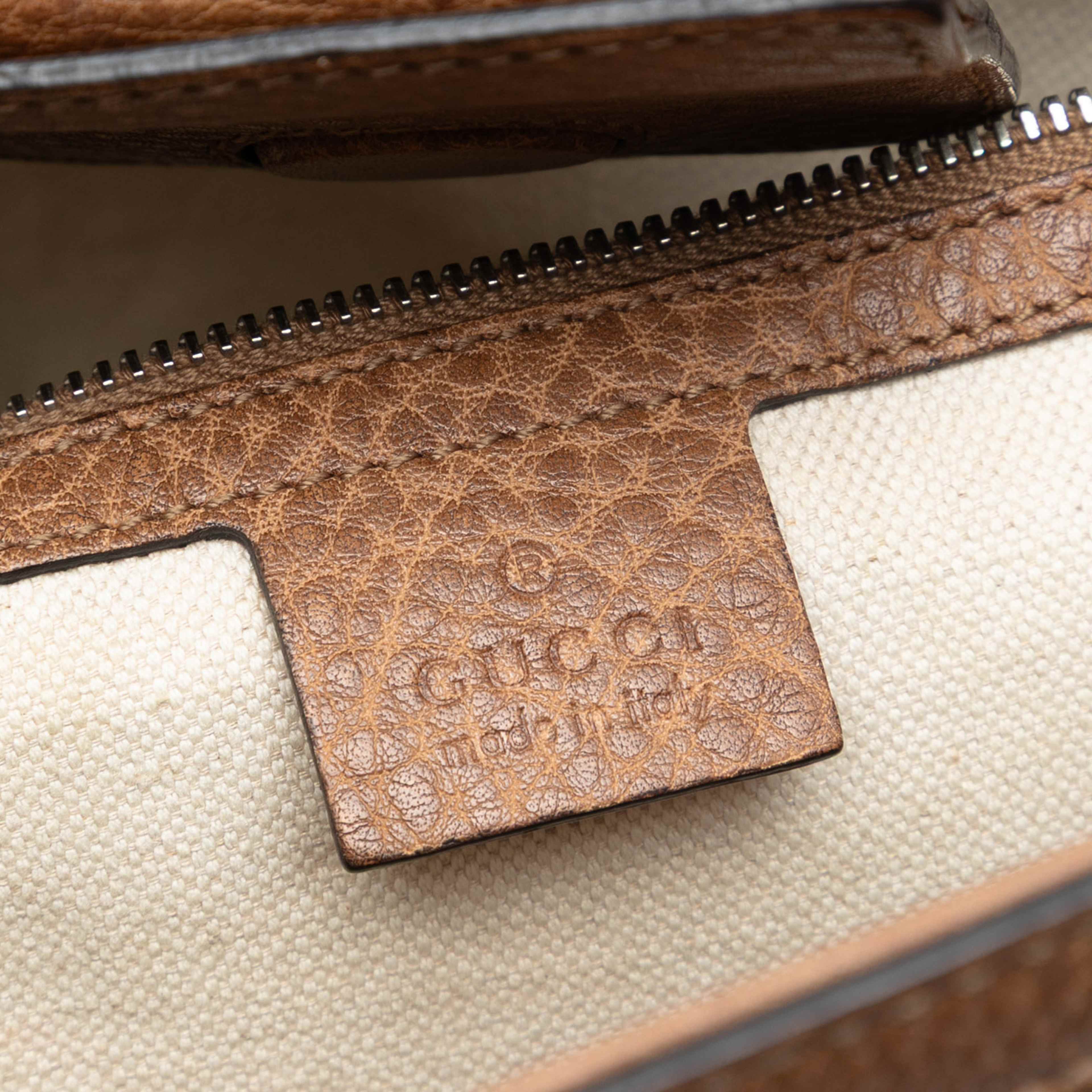 Gucci Gg Canvas Miss Gg Tote, från Luxclusif, i färgen beige. Klicka för att öppna bilden i stort format