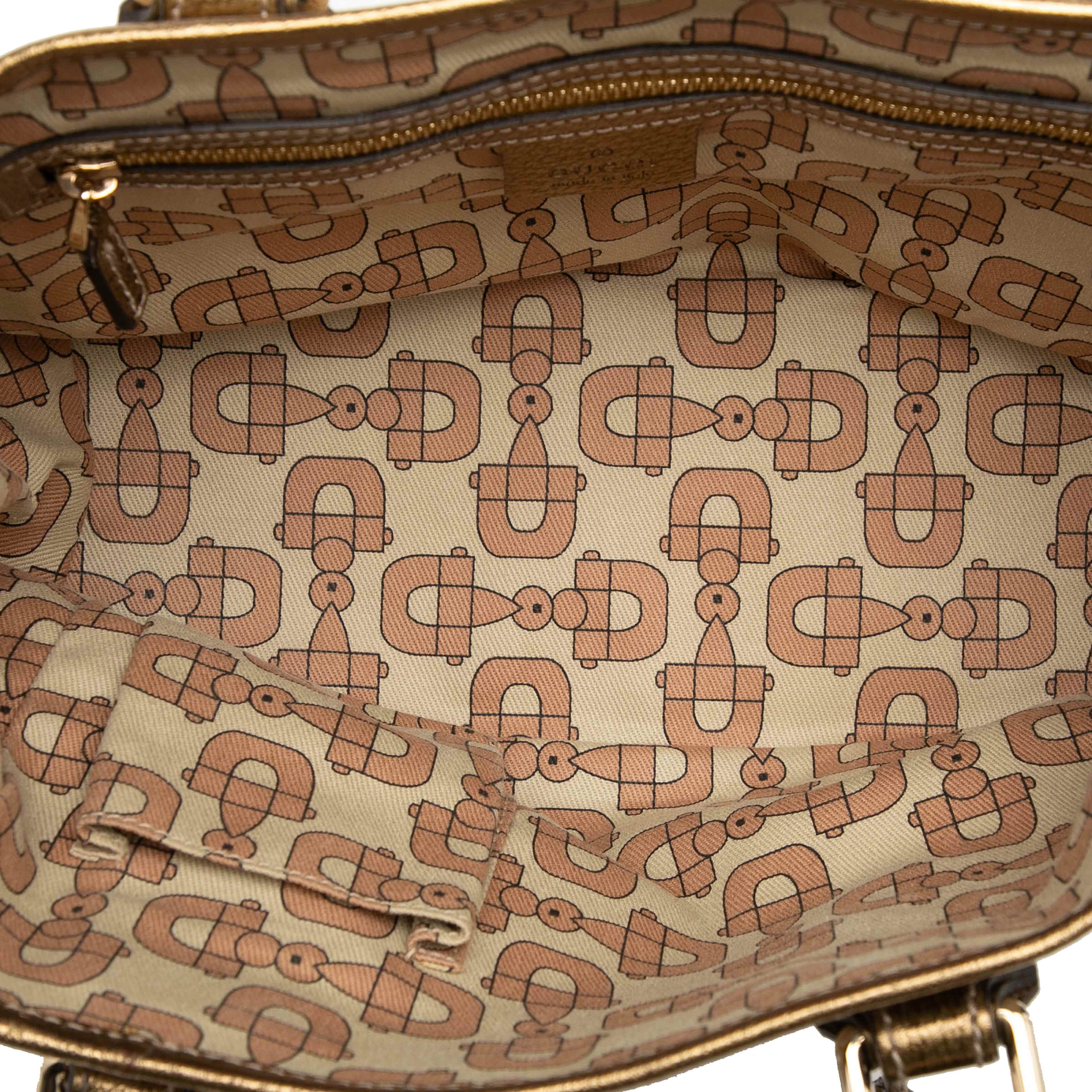 Gucci Gg Canvas Jolicoeur Handbag, från Luxclusif, i färgen beige. Klicka för att öppna bilden i stort format