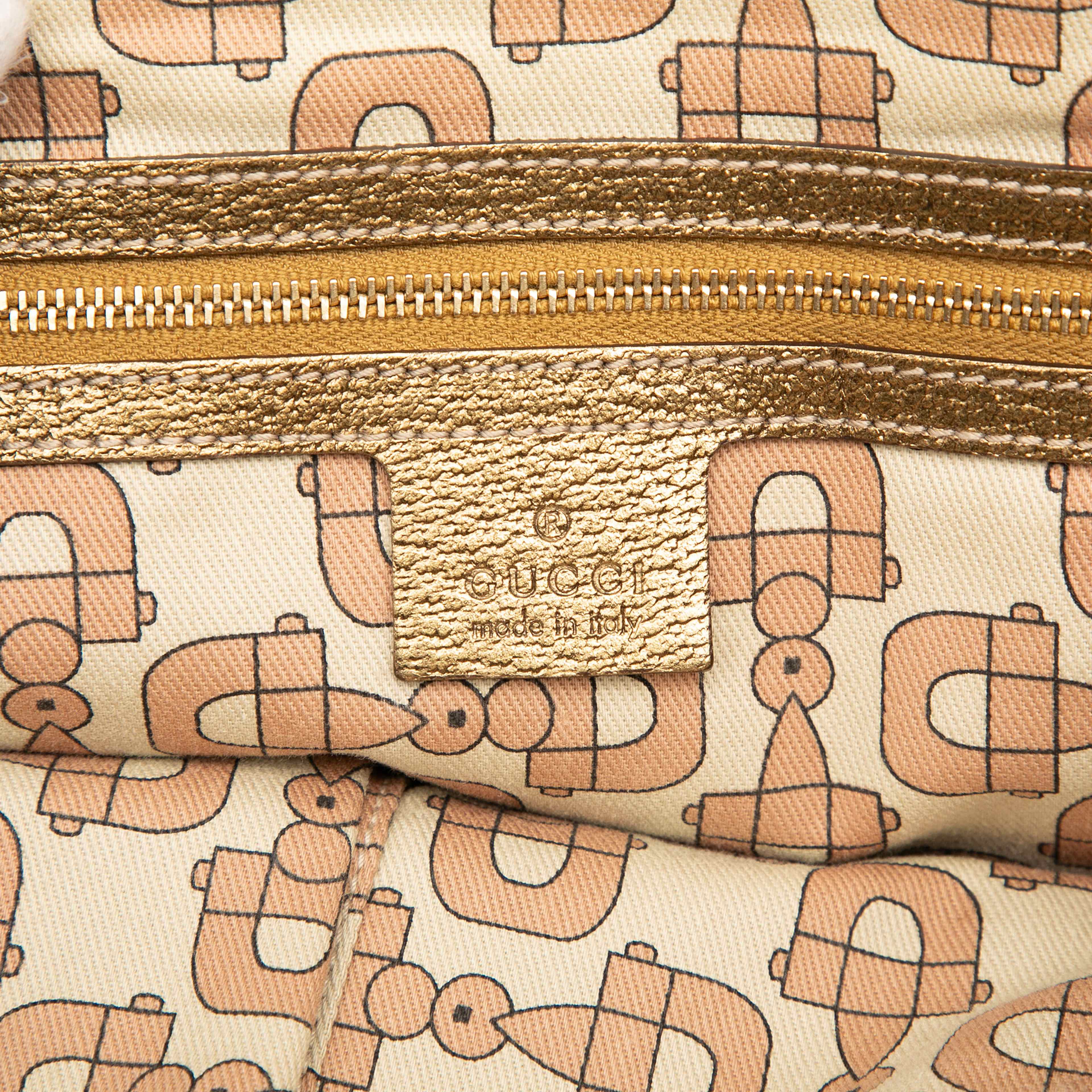 Gucci Gg Canvas Jolicoeur Handbag, från Luxclusif, i färgen beige. Klicka för att öppna bilden i stort format