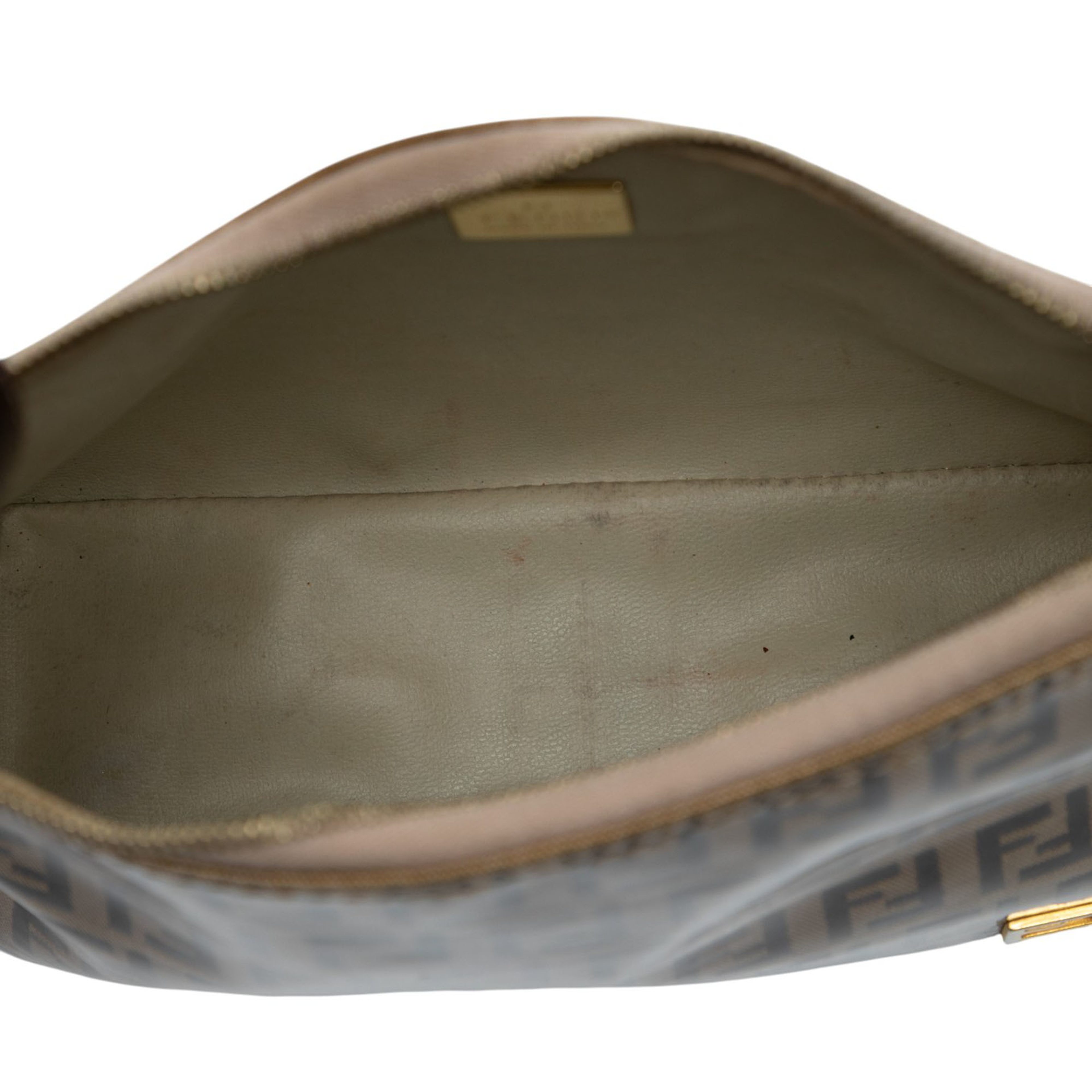 Fendi Zucchino Crystal Handbag, från Luxclusif, i färgen light brown. Klicka för att öppna bilden i stort format