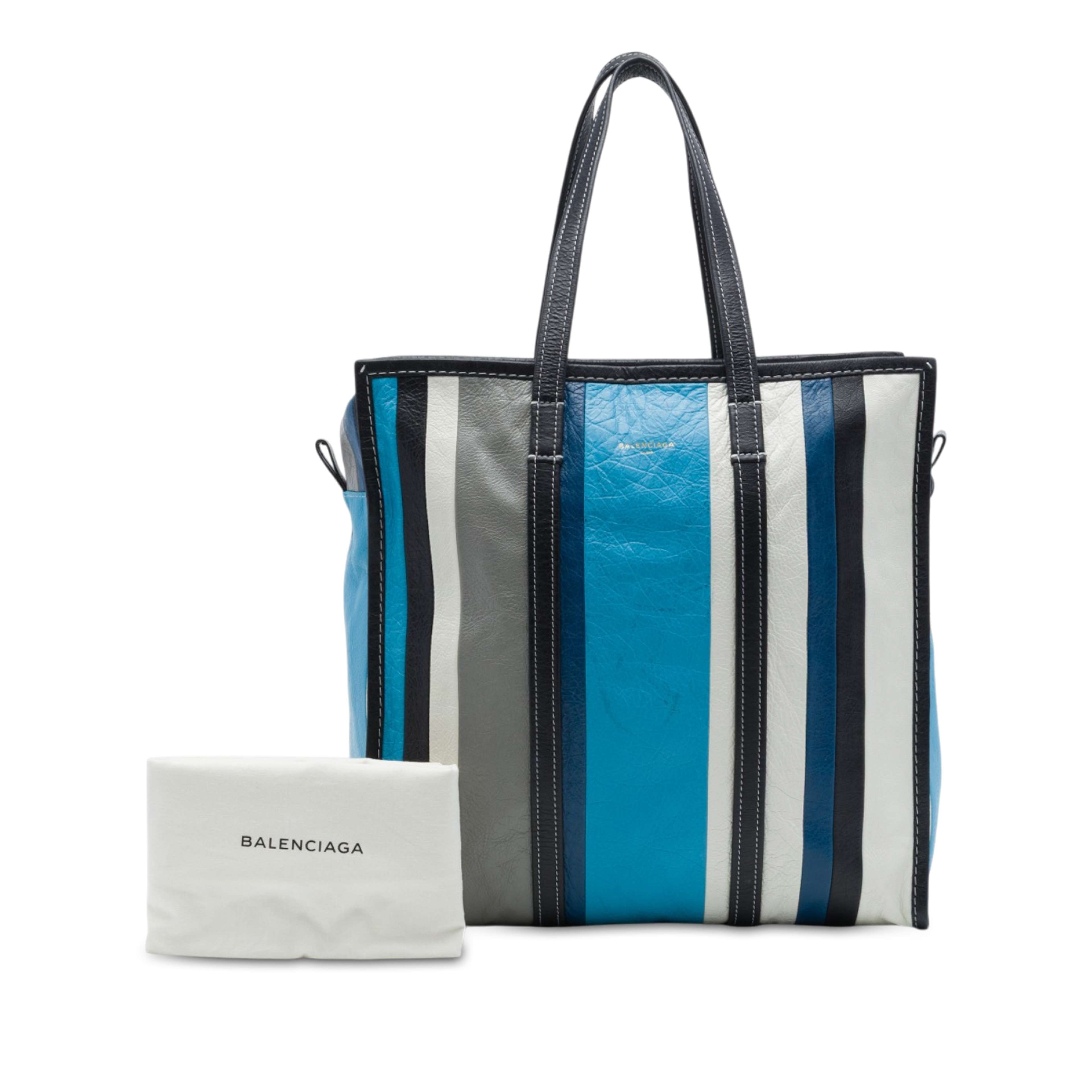 Balenciaga Lambskin Bazar Shopper Satchel M, från Luxclusif, i färgen blå. Klicka för att öppna bilden i stort format