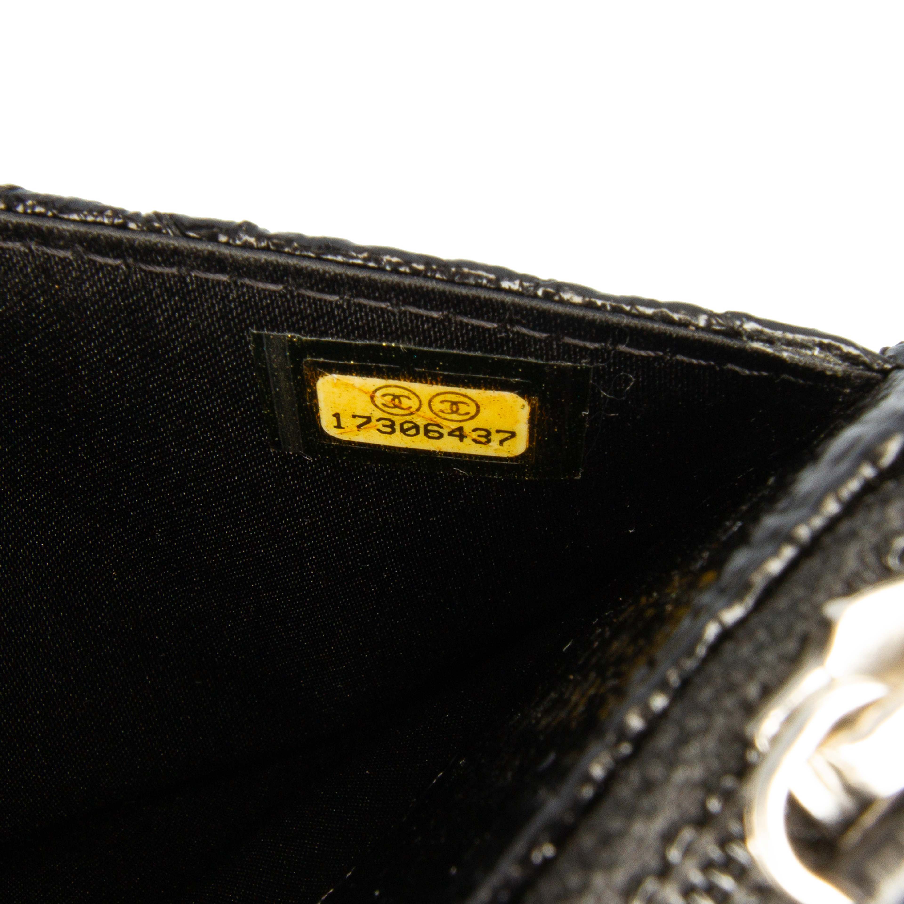 Chanel Cc Quilted Crinkled Patent Wallet On Chain