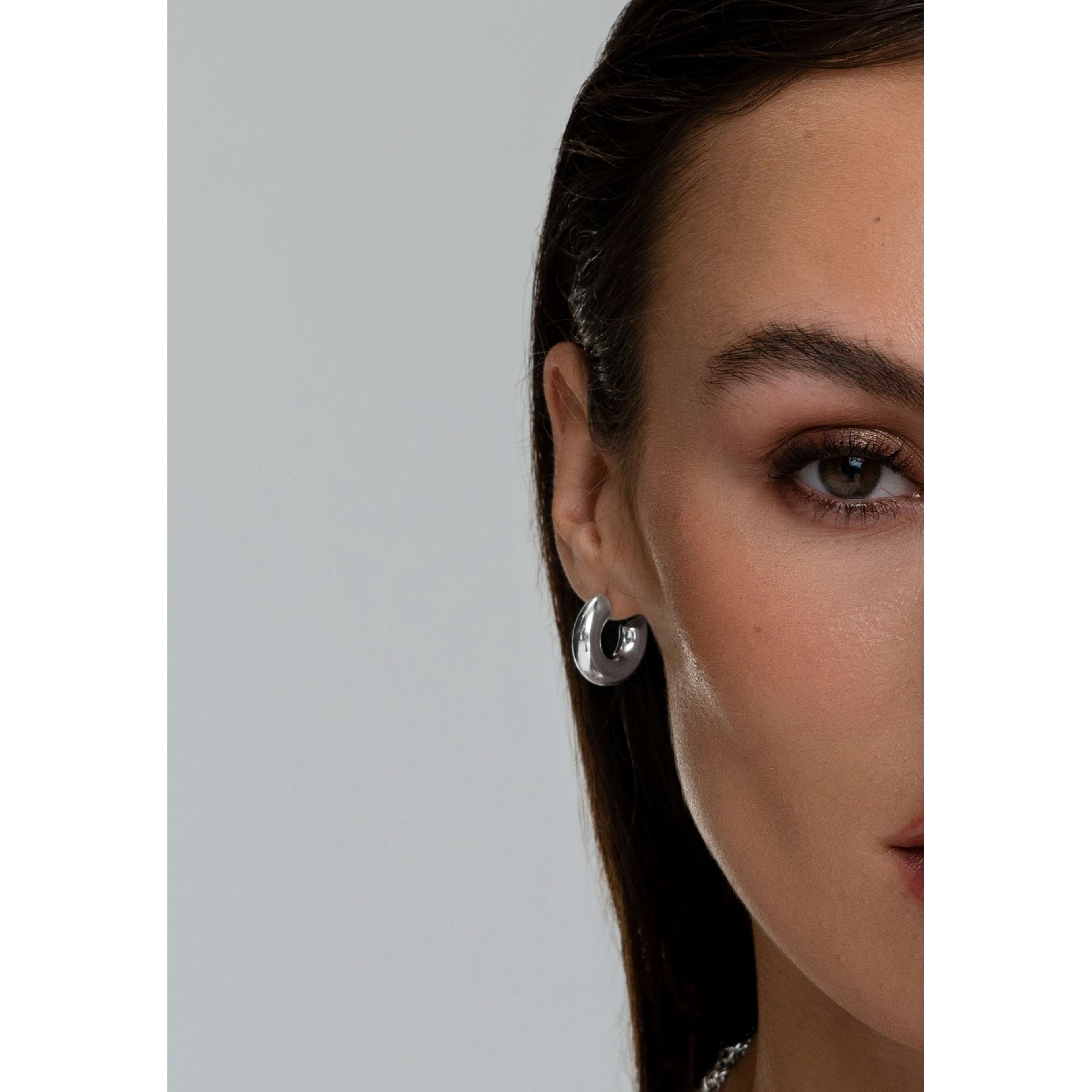 Sevilla Big Oval Ear