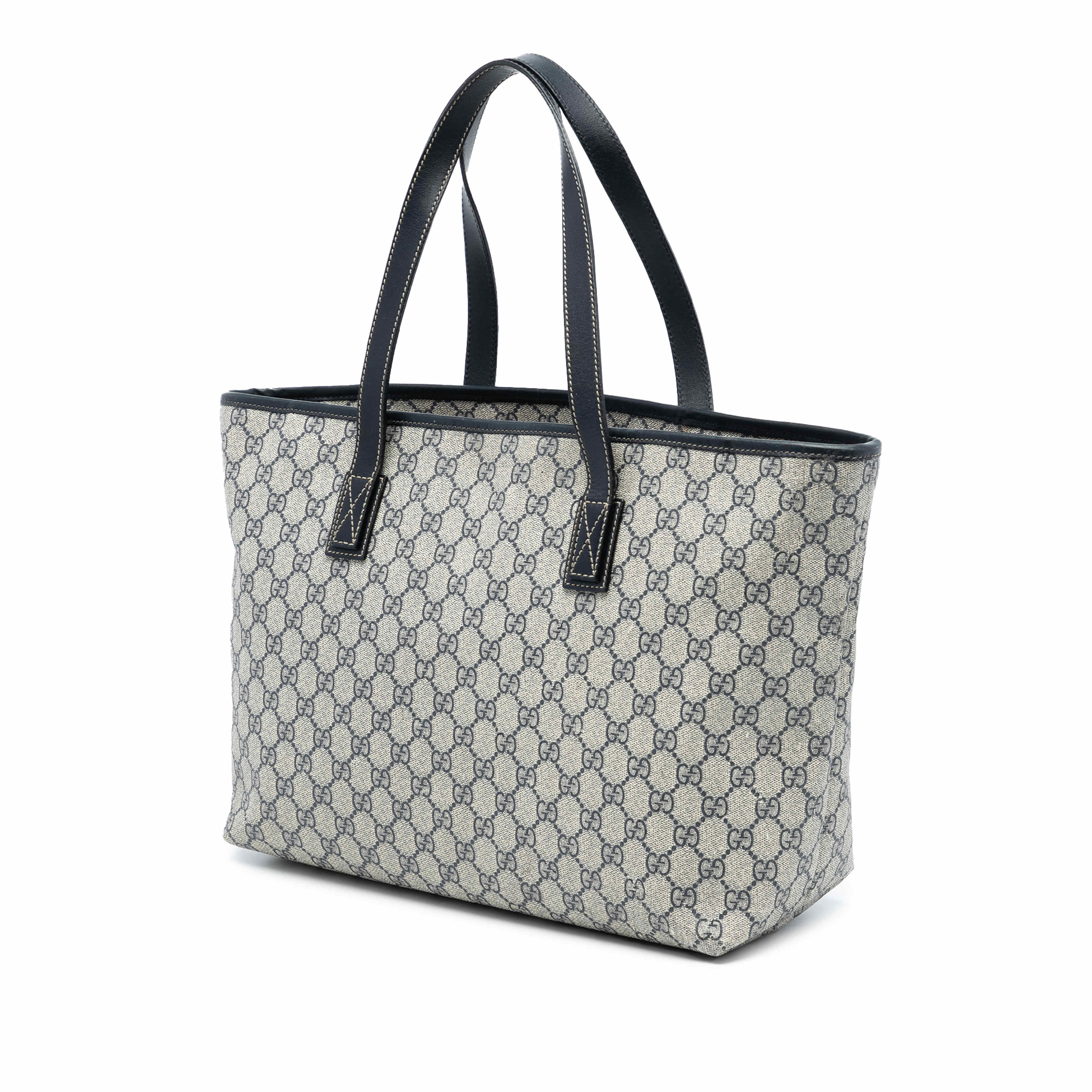 Gucci Gg Supreme Tote, från Luxclusif, i färgen beige. Klicka för att öppna bilden i stort format