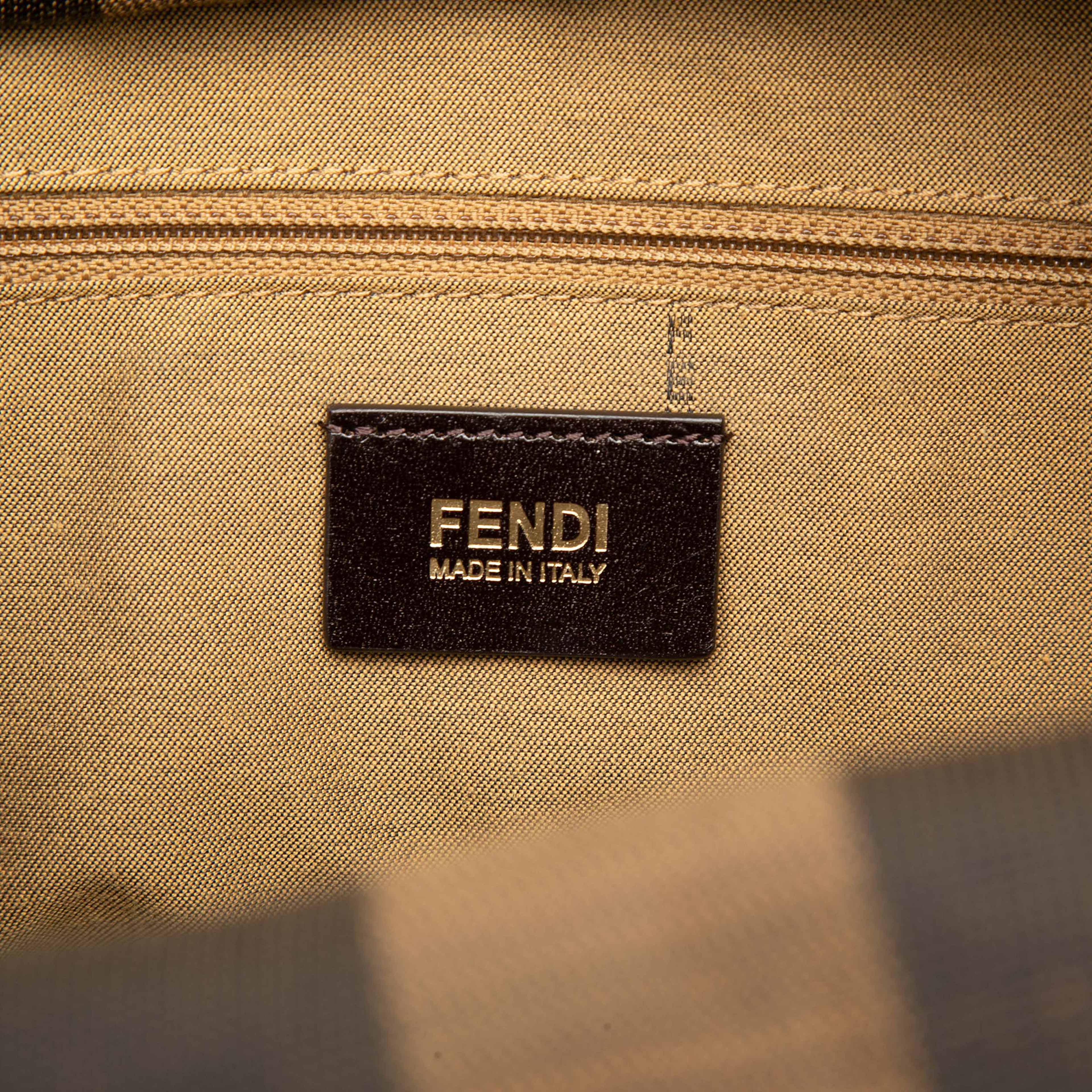 Fendi Straw Pecan Striped Beach Tote, från Luxclusif, i färgen brun. Klicka för att öppna bilden i stort format