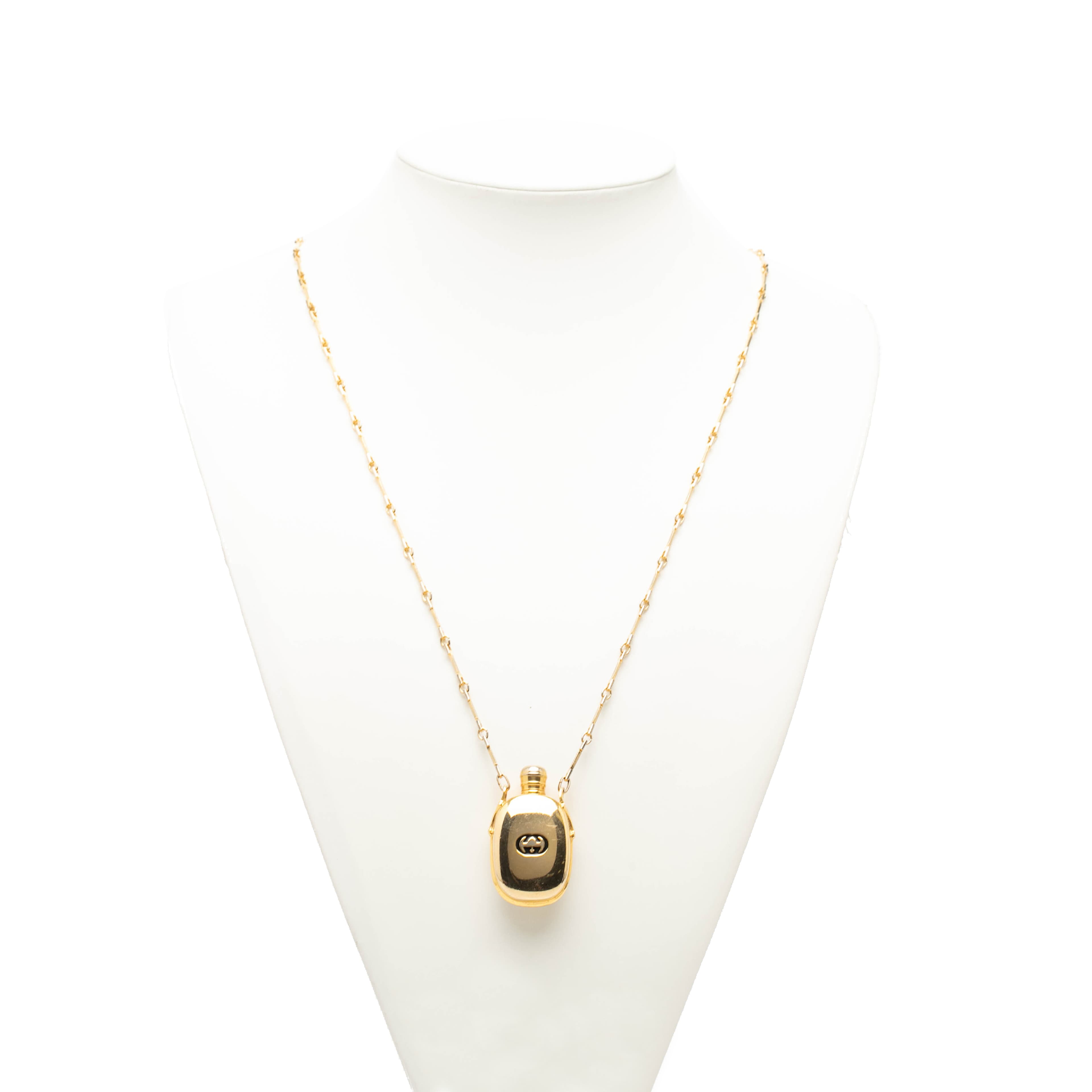Gucci Gold Plated Perfume Bottle Pendant Necklace, från Luxclusif, i färgen gold. Klicka för att öppna bilden i stort format