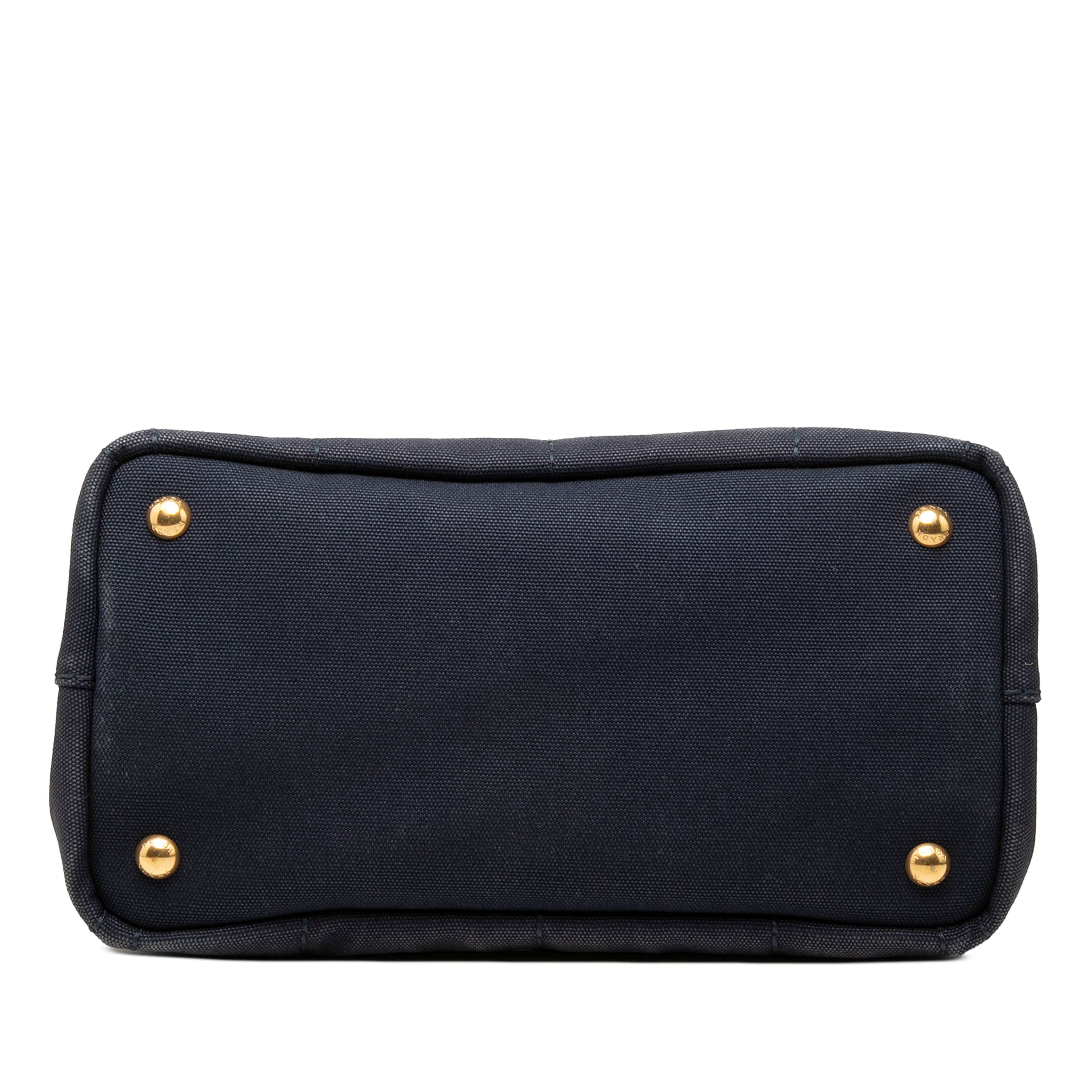 Prada Small Canvas Canapa Logo Tote, från Luxclusif, i färgen blå. Klicka för att öppna bilden i stort format
