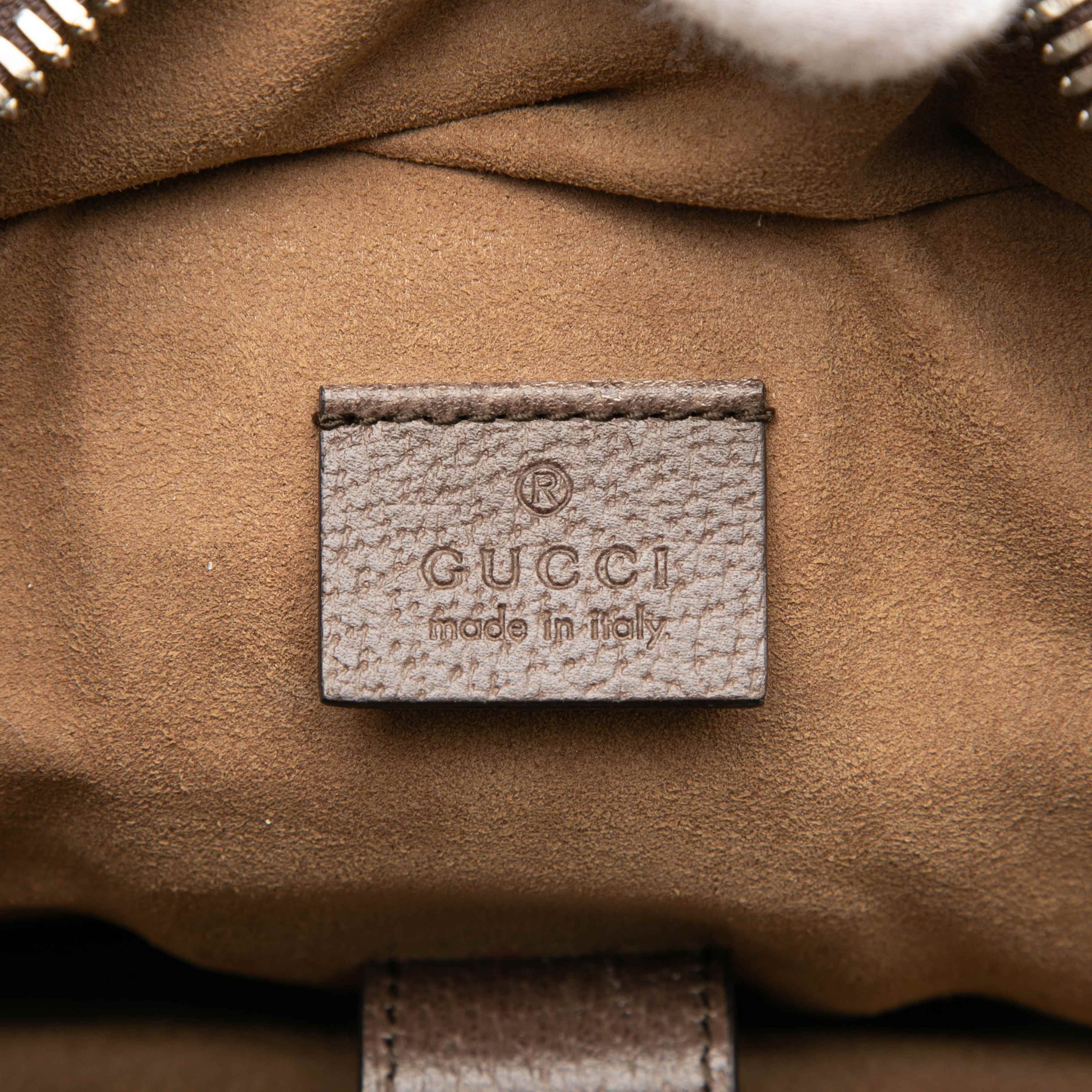 Gucci Gg Supreme Tian Backpack, från Luxclusif, i färgen beige. Klicka för att öppna bilden i stort format