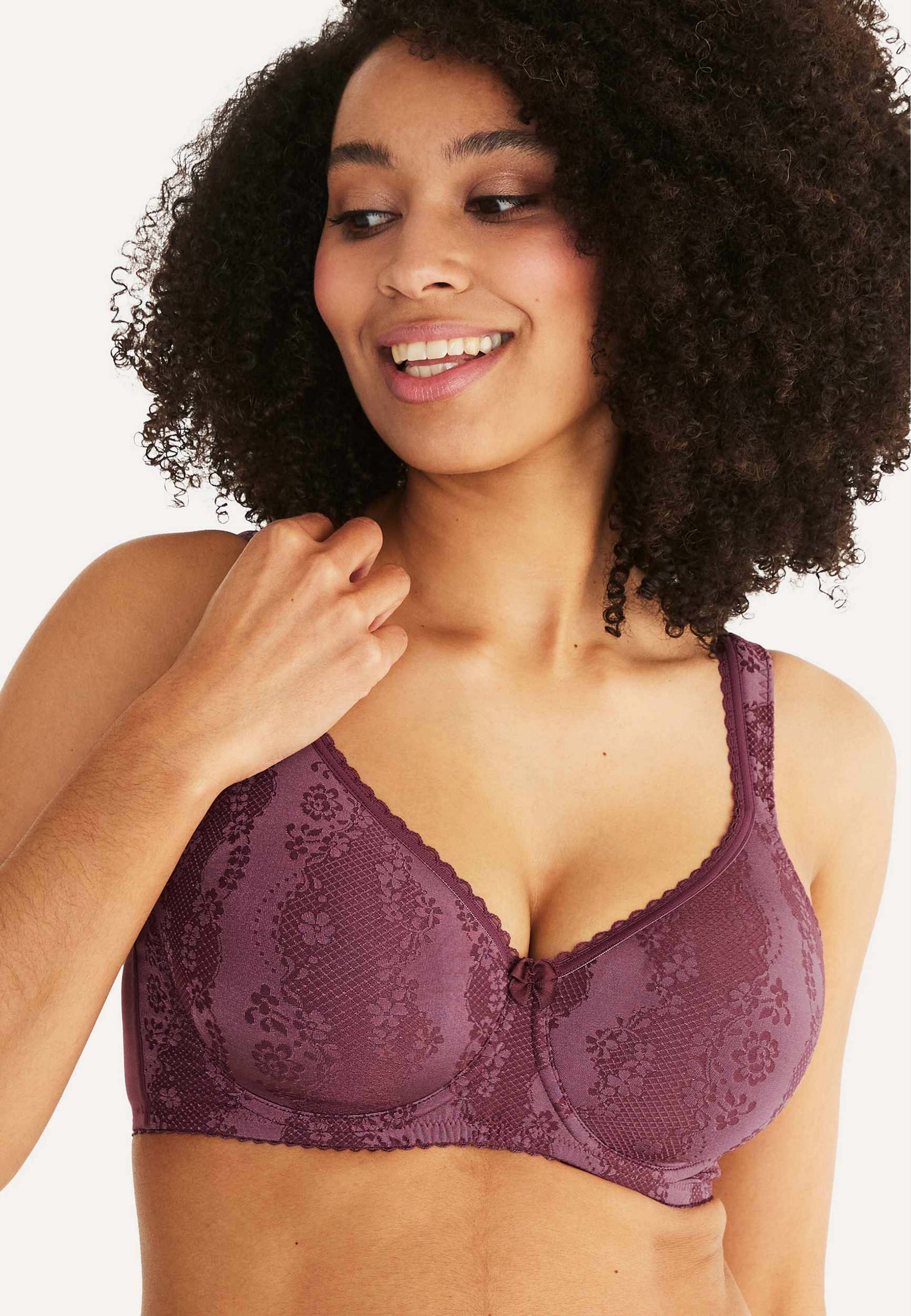 Adorable Shape Vadderad Bygel-bh, från Swegmark, i färgen plum. Klicka för att öppna bilden i stort format