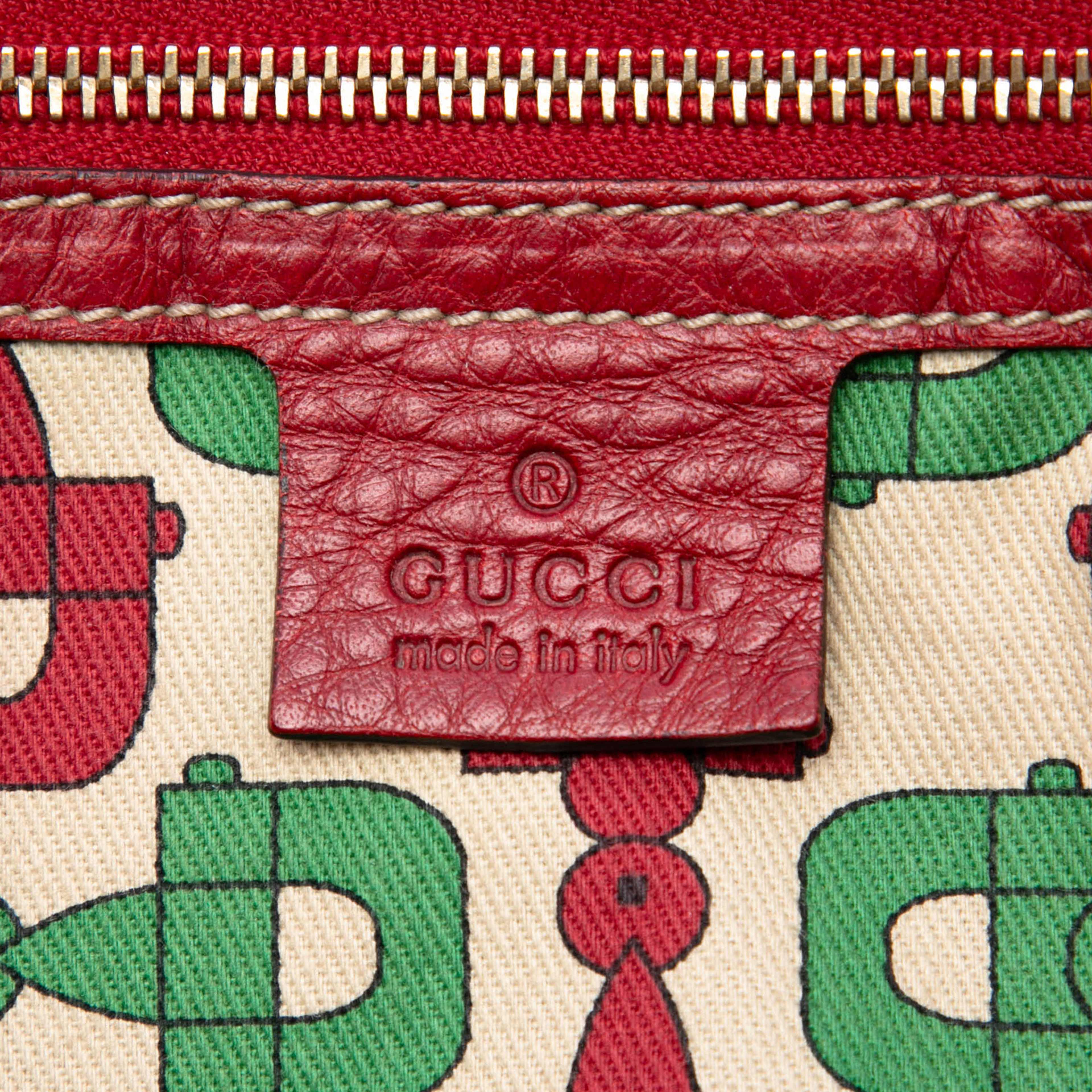 Gucci Guccissima Trimmed Calfskin Signoria Tote, från Luxclusif, i färgen röd. Klicka för att öppna bilden i stort format