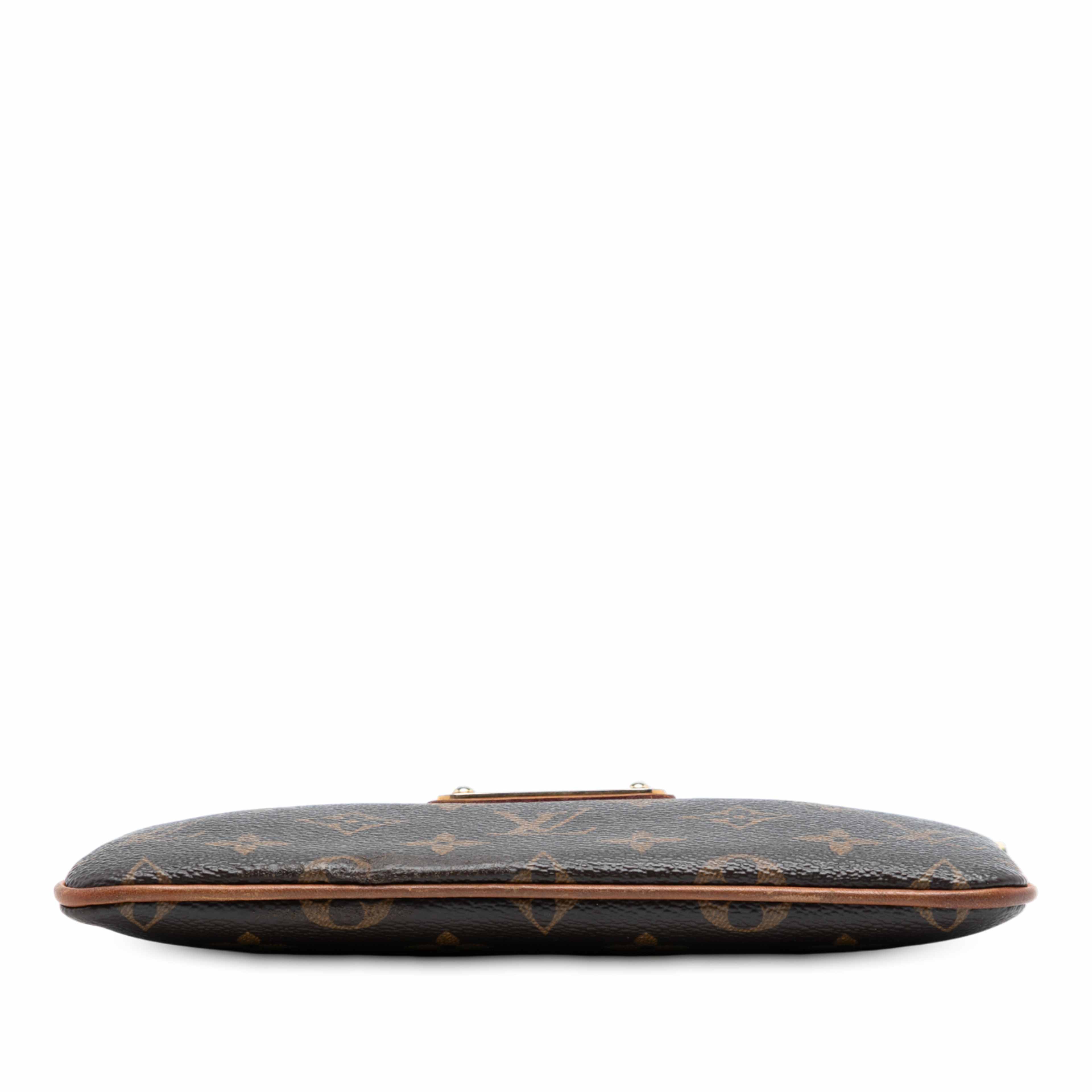 Louis Vuitton Monogram Pochette Milla Mm, från Luxclusif, i färgen brown. Klicka för att öppna bilden i stort format