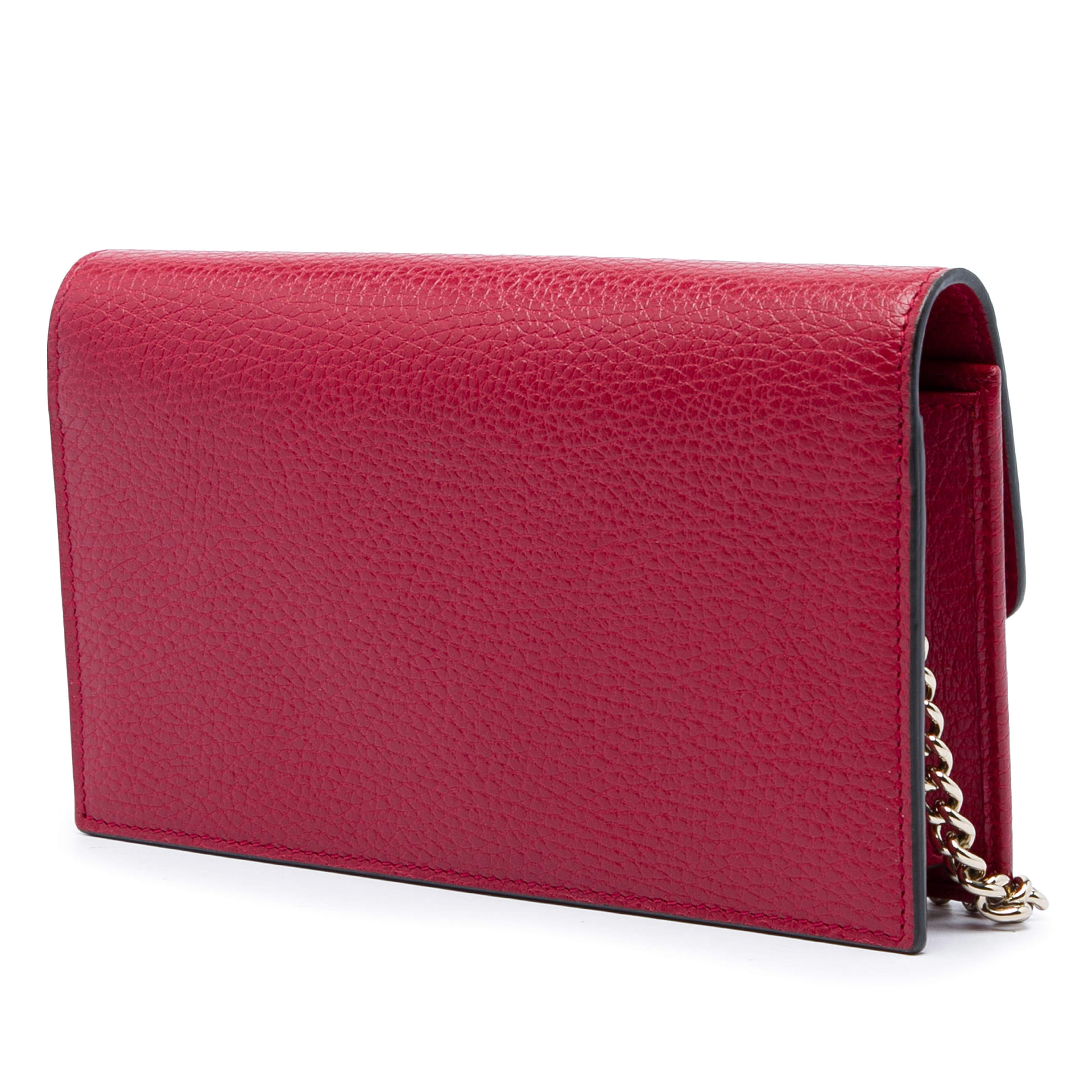 Gucci Dollar Calfskin Interlocking G Wallet On Chain, från Luxclusif, i färgen röd. Klicka för att öppna bilden i stort format
