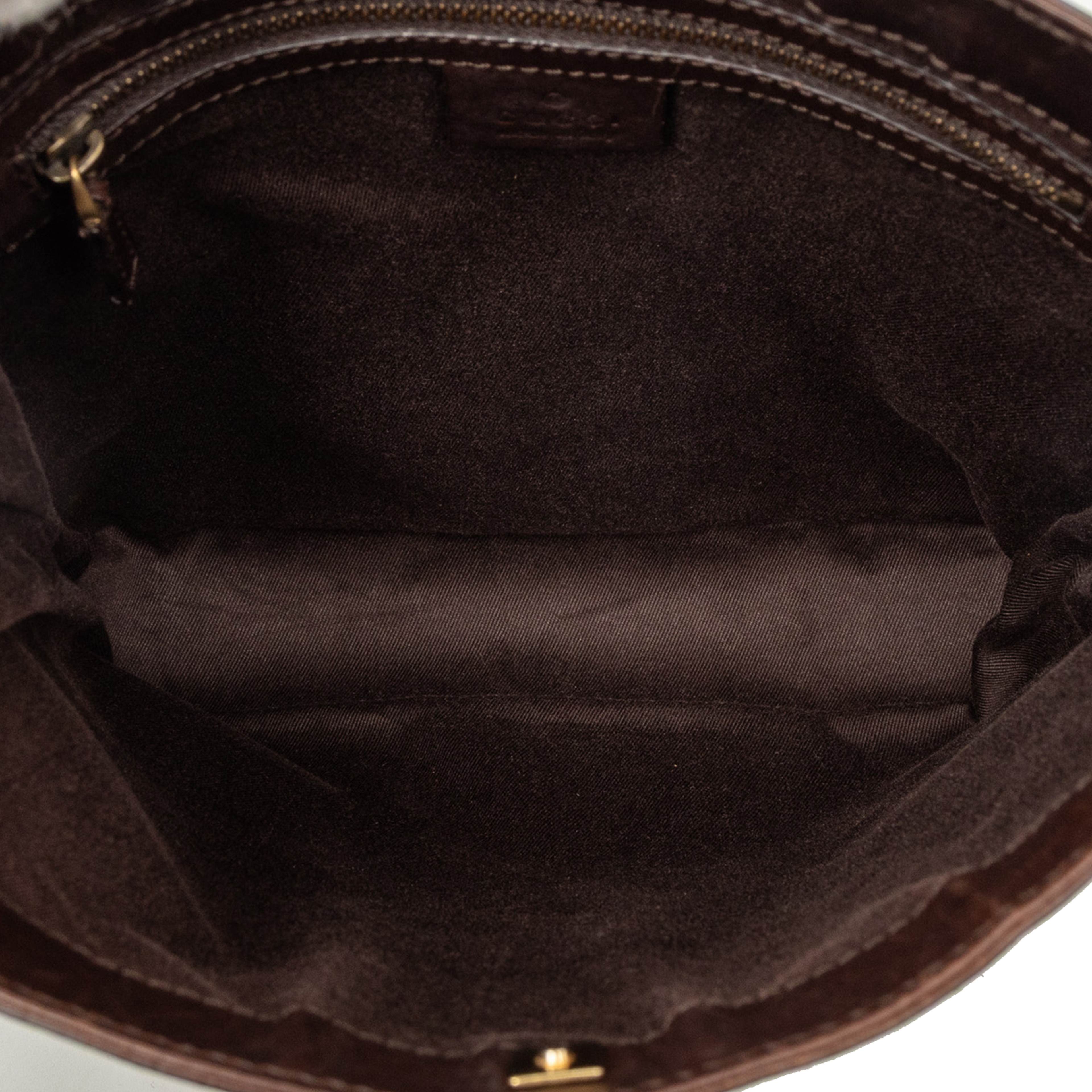 Gucci Gg Canvas Crossbody, från Luxclusif, i färgen beige. Klicka för att öppna bilden i stort format