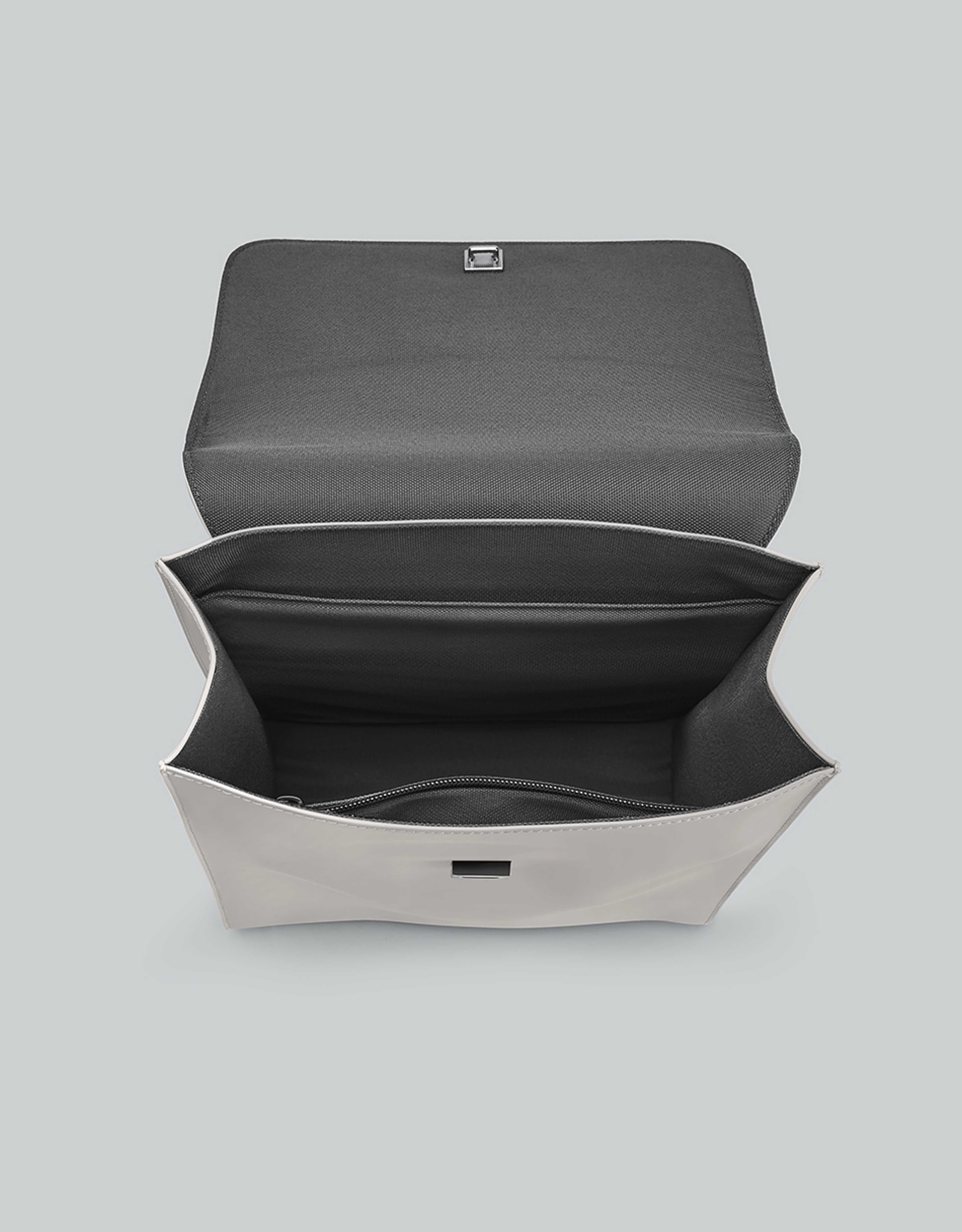 Spläsh Id Backpack 14", från Gaston Luga, i färgen taupe. Klicka för att öppna bilden i stort format