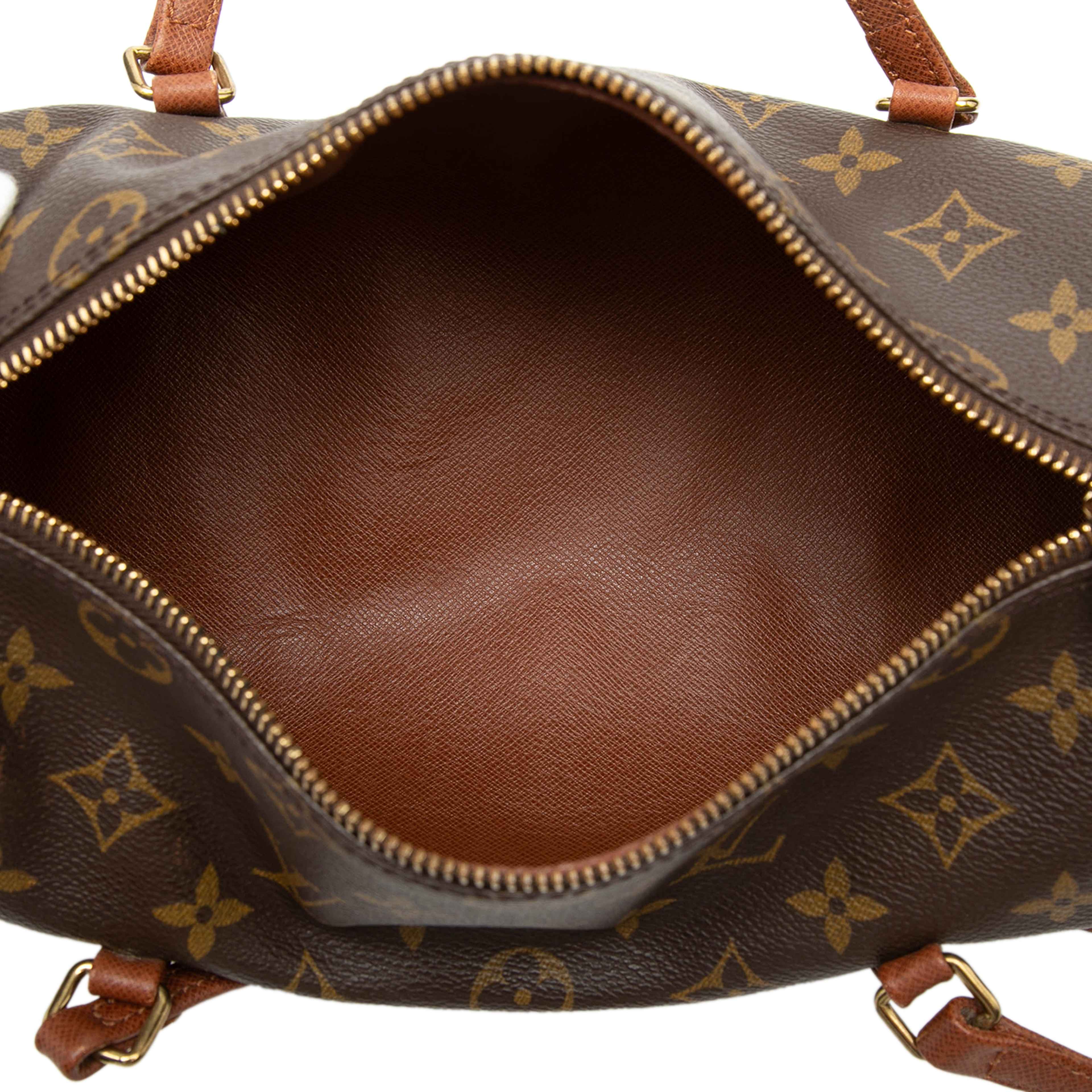 Louis Vuitton Monogram Papillon 26, från Luxclusif, i färgen brown. Klicka för att öppna bilden i stort format