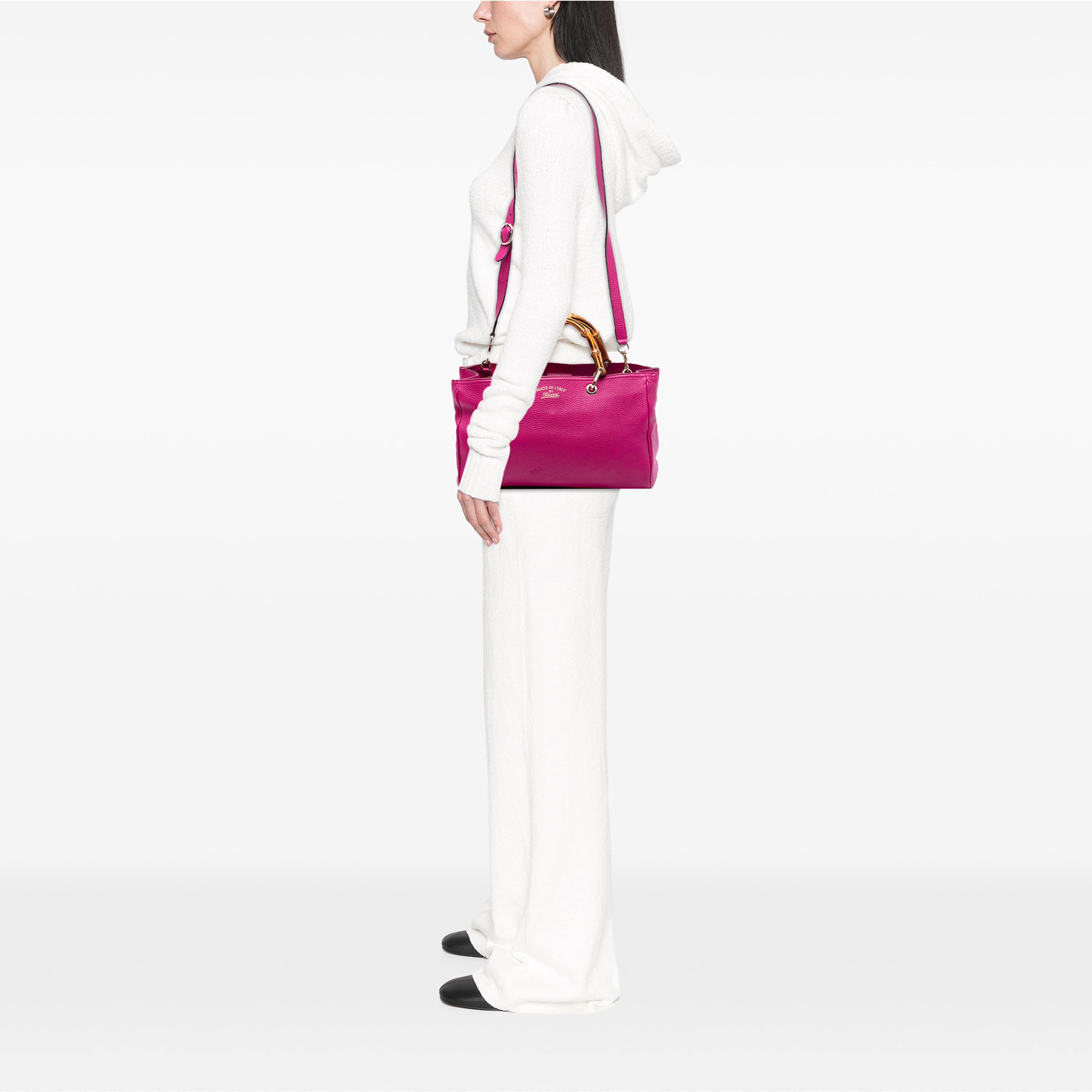 Gucci Medium Calfskin Bamboo Shopper Satchel, från Luxclusif, i färgen rosa. Klicka för att öppna bilden i stort format