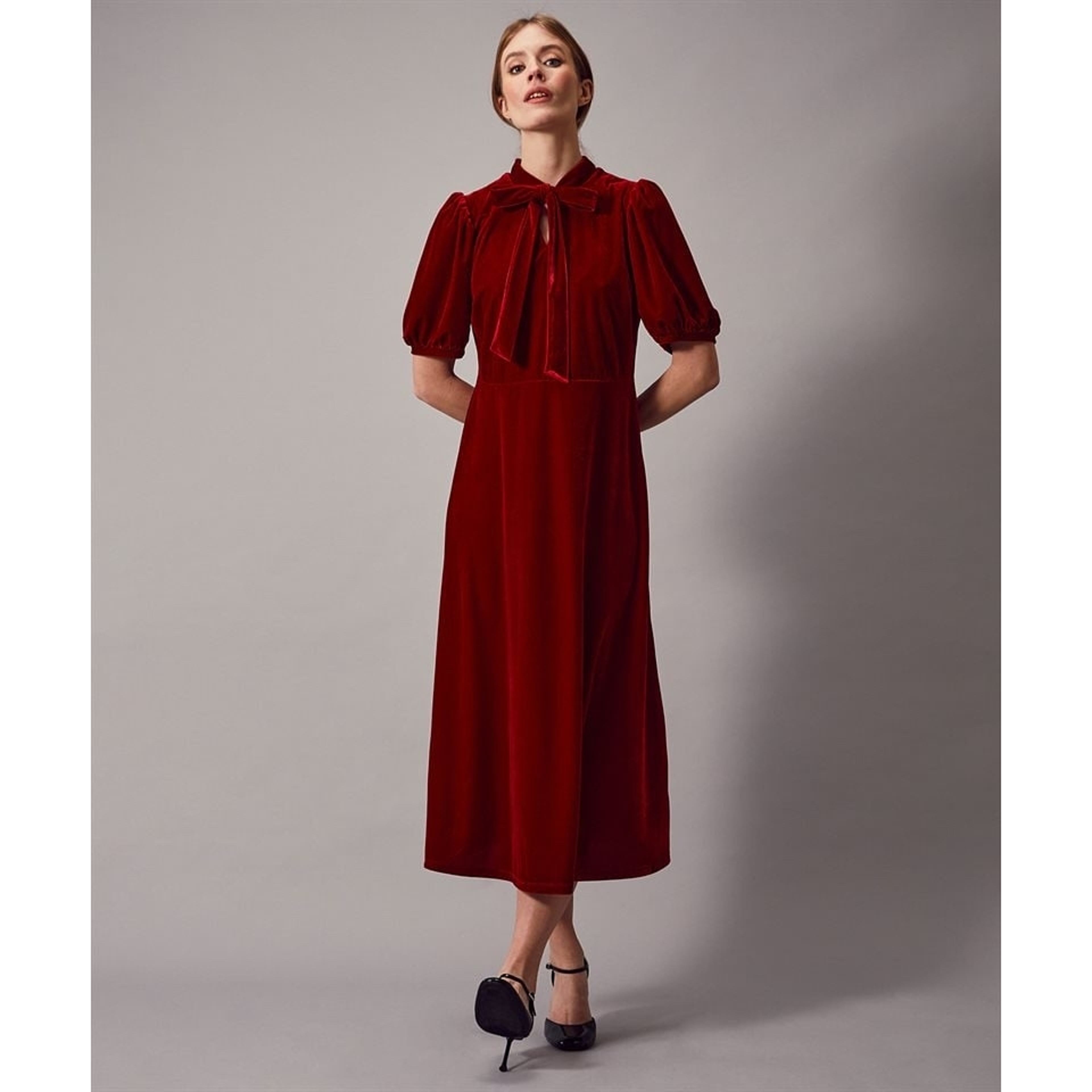 - Selda Dress Red