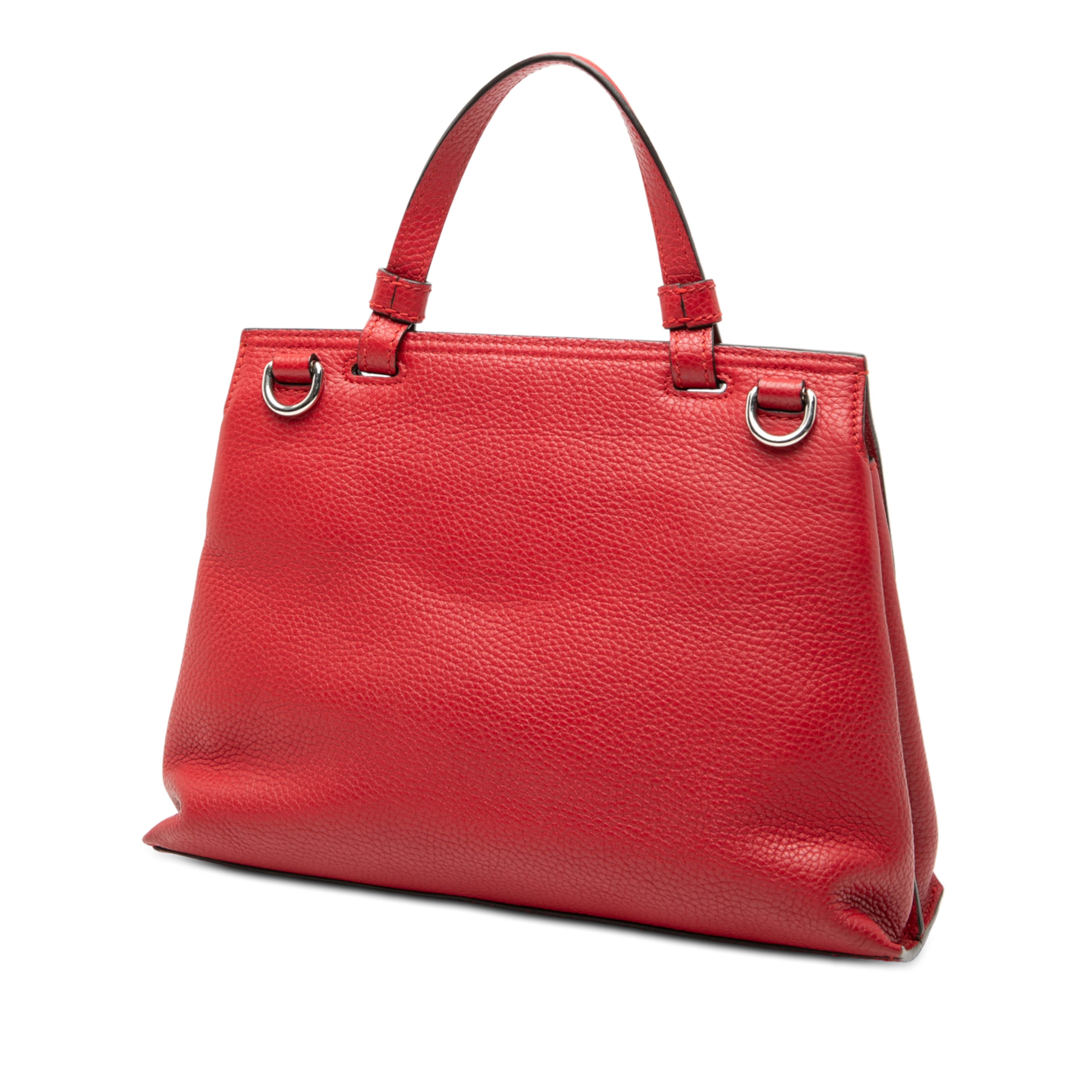 Gucci Small Leather Bamboo Daily Satchel, från Luxclusif, i färgen red. Klicka för att öppna bilden i stort format