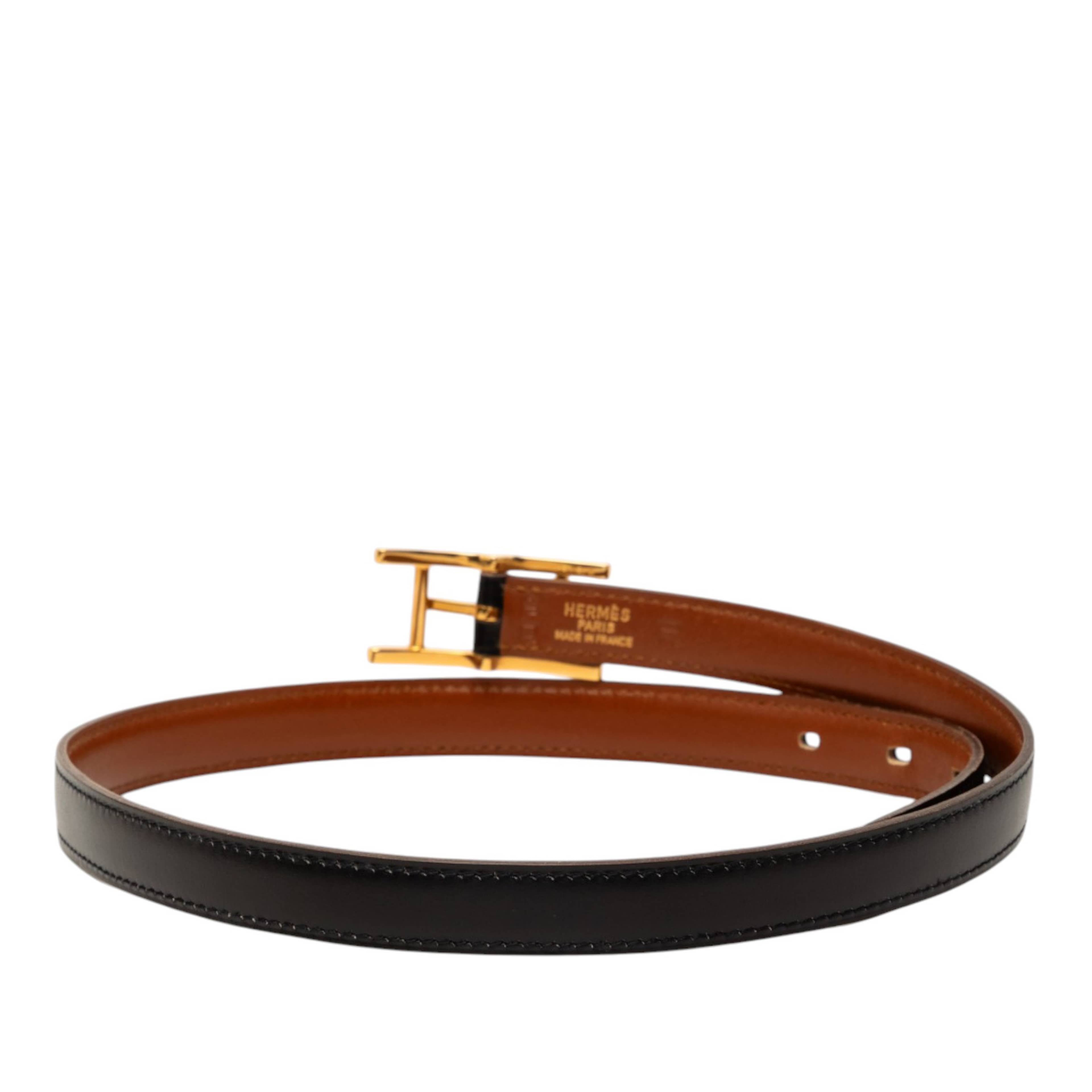 Hermès Box Calf Quentin Reversible Belt, från Luxclusif, i färgen svart. Klicka för att öppna bilden i stort format