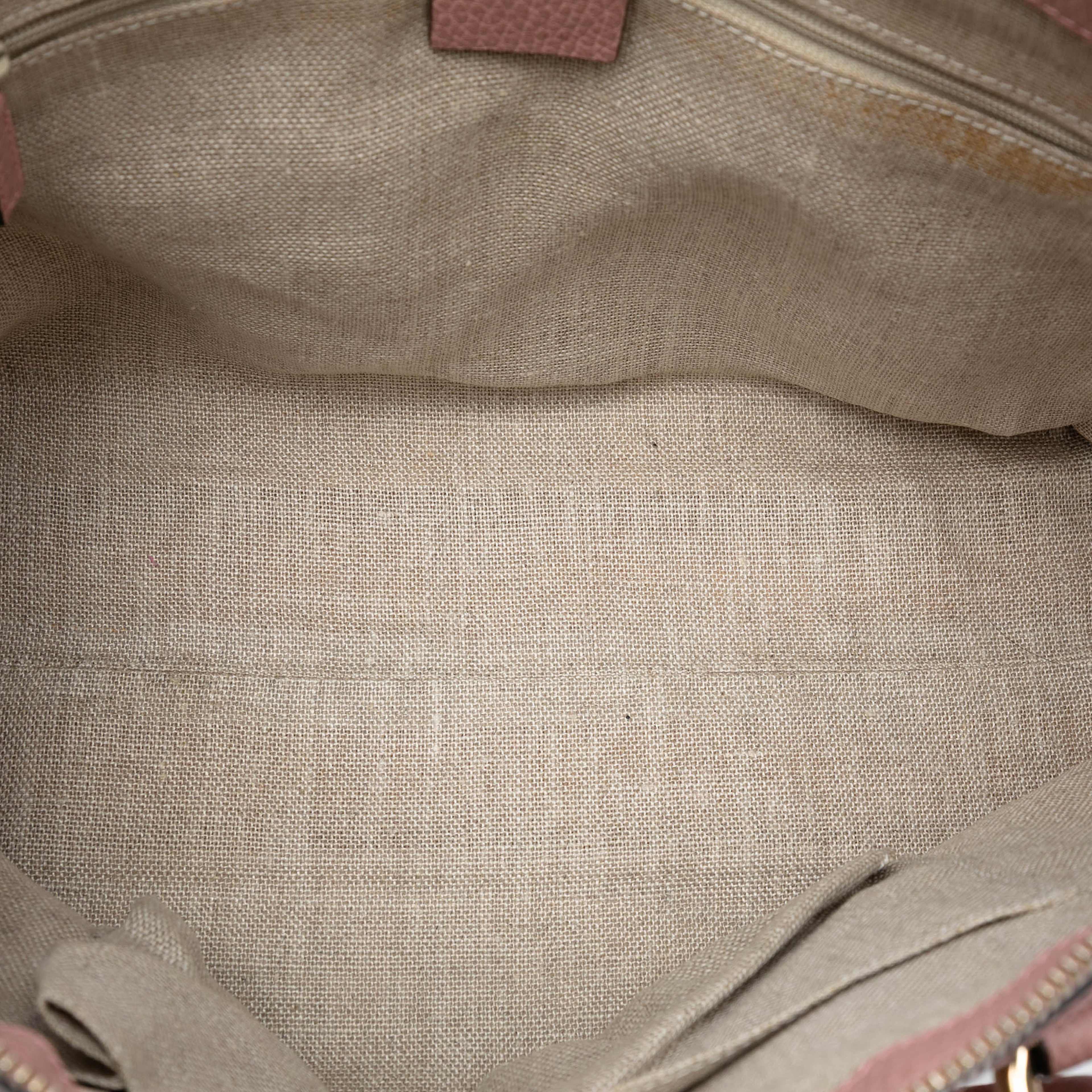 Gucci Dollar Calfskin Gg Charm Satchel, från Luxclusif, i färgen light pink. Klicka för att öppna bilden i stort format