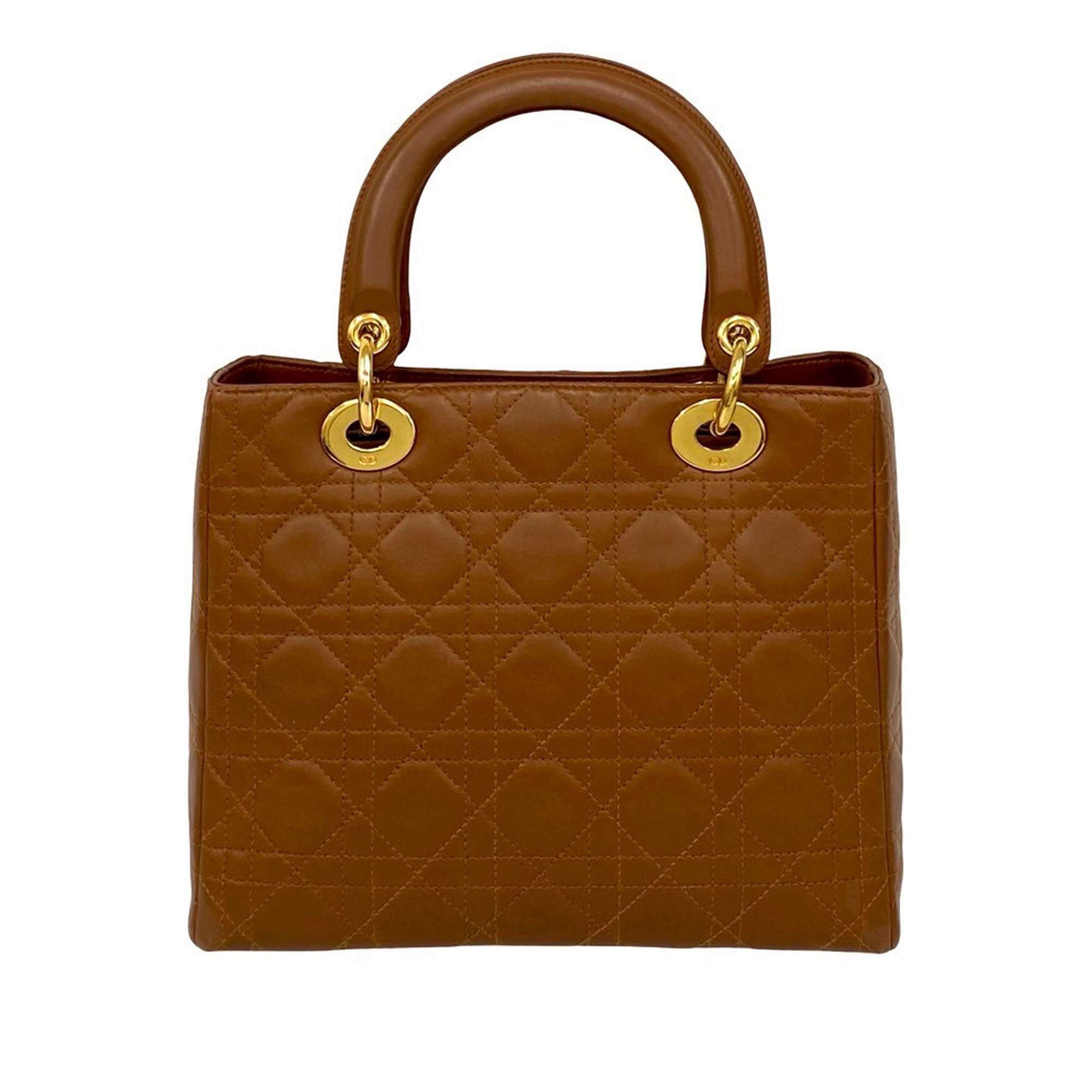 Dior Medium Lambskin Cannage Lady Dior, från Luxclusif, i färgen brown. Klicka för att öppna bilden i stort format