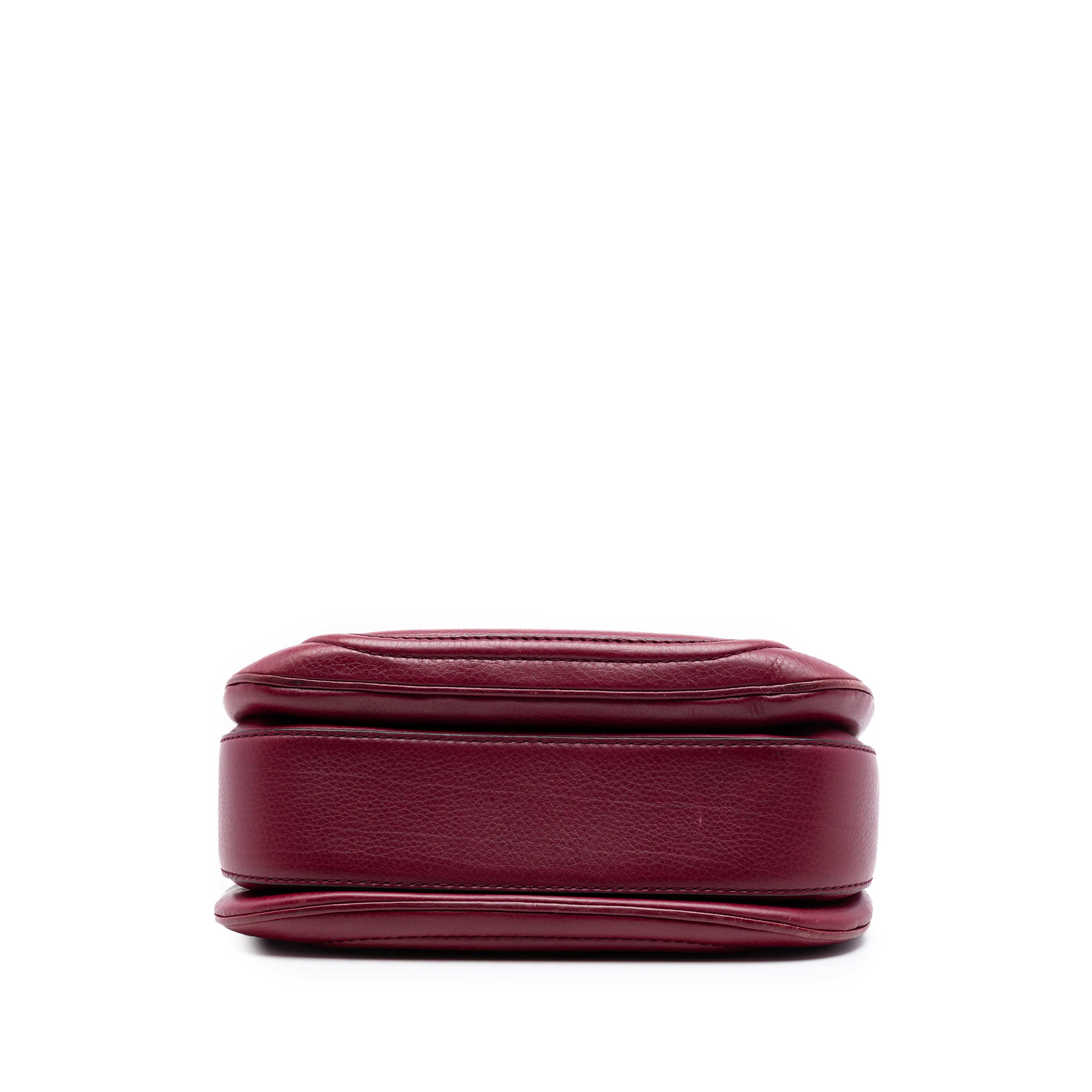 Gucci Medium Leather New Bamboo Satchel, från Luxclusif, i färgen dark red. Klicka för att öppna bilden i stort format