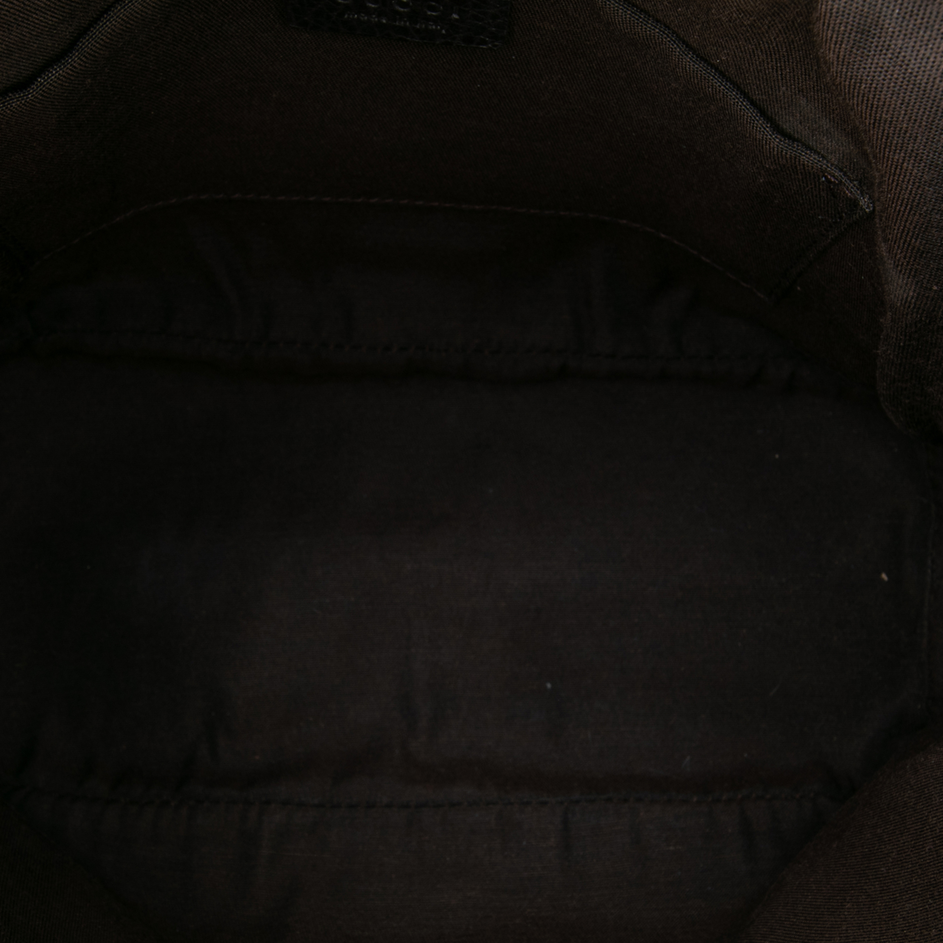 Gucci Mini Leather Web Dome Satchel, från Luxclusif, i färgen dark brown. Klicka för att öppna bilden i stort format