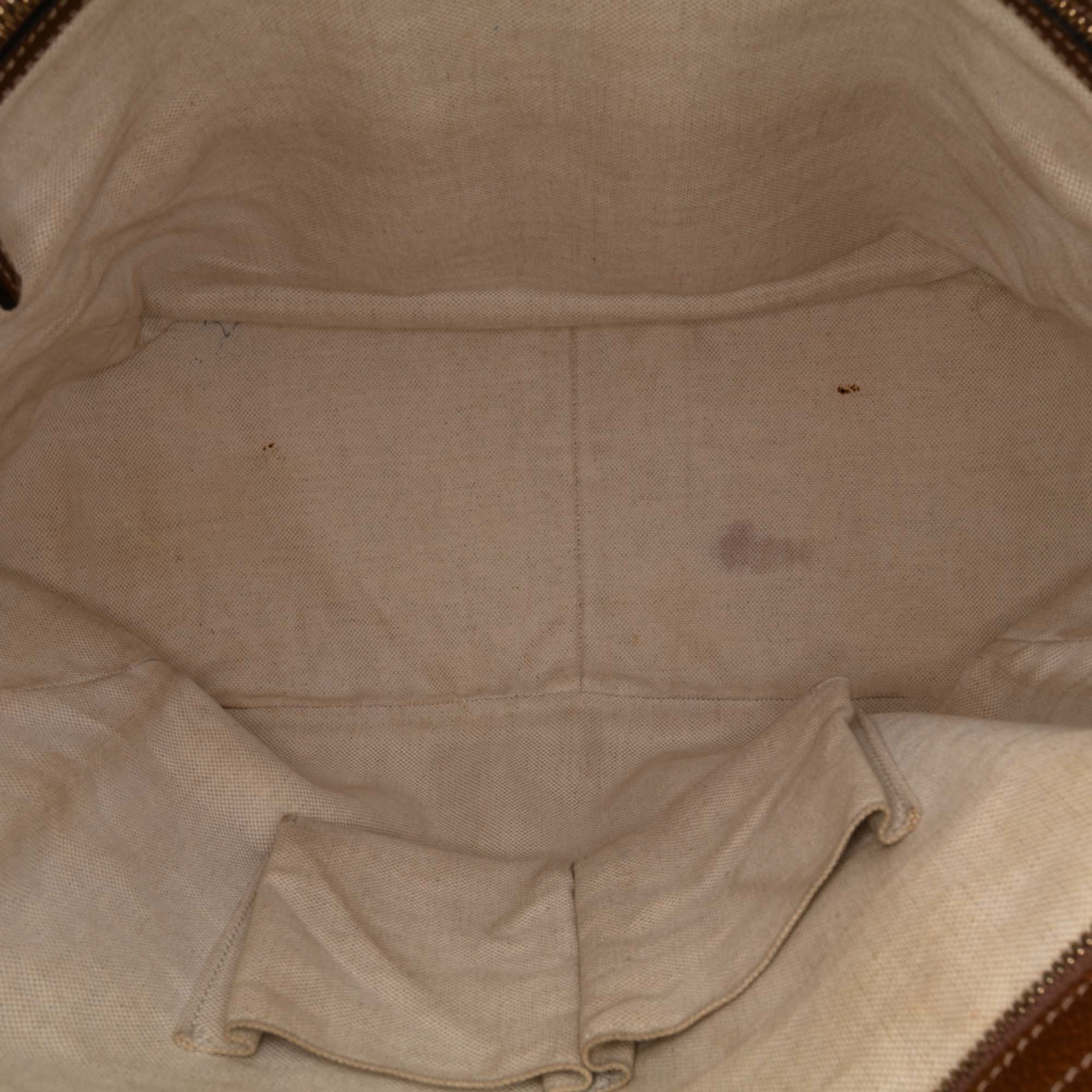 Gucci Gg Canvas Bree Tote, från Luxclusif, i färgen beige.