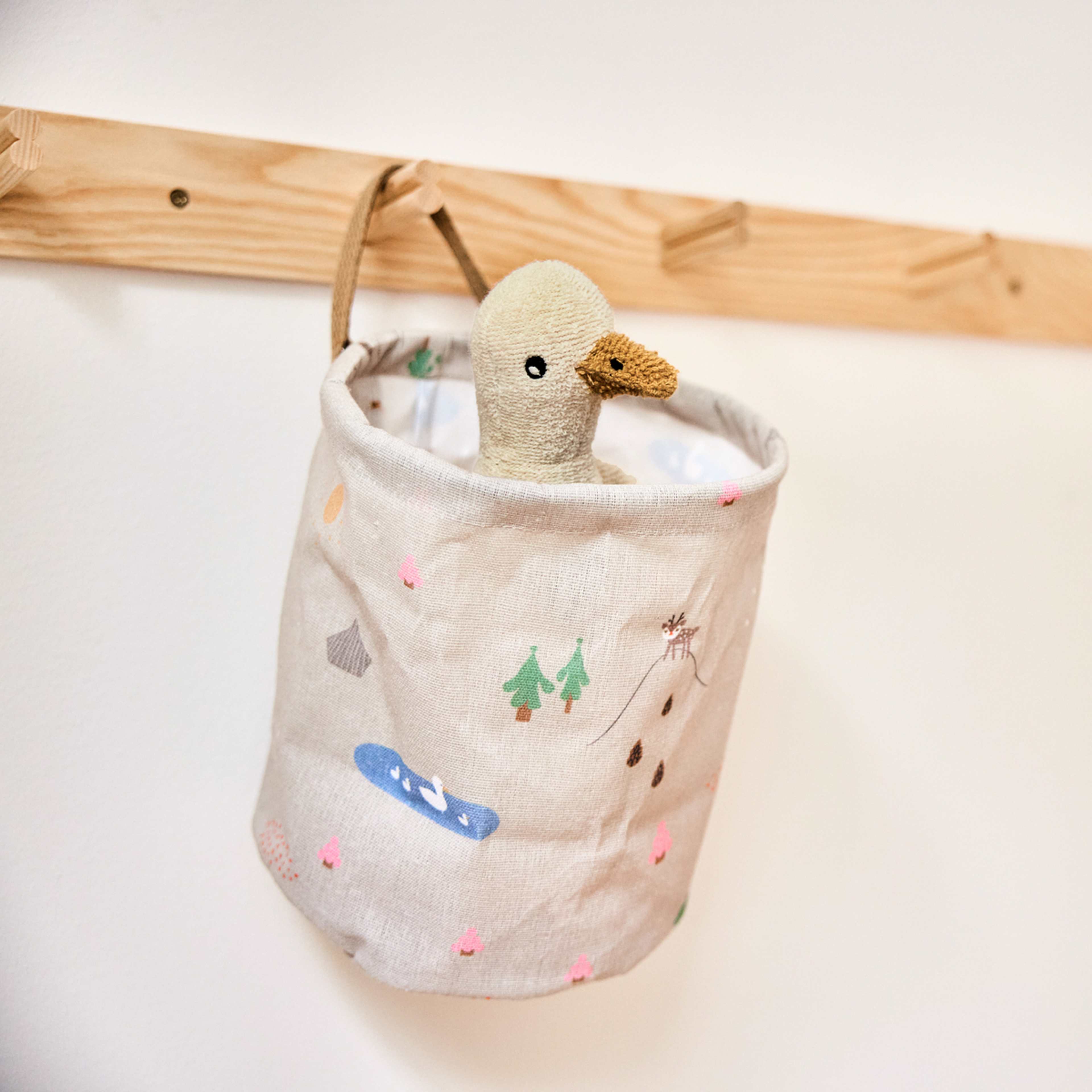 Deer & Duck Storage Basket Small - Set Of 2, från OYOY Mini, i färgen beige. Klicka för att öppna bilden i stort format