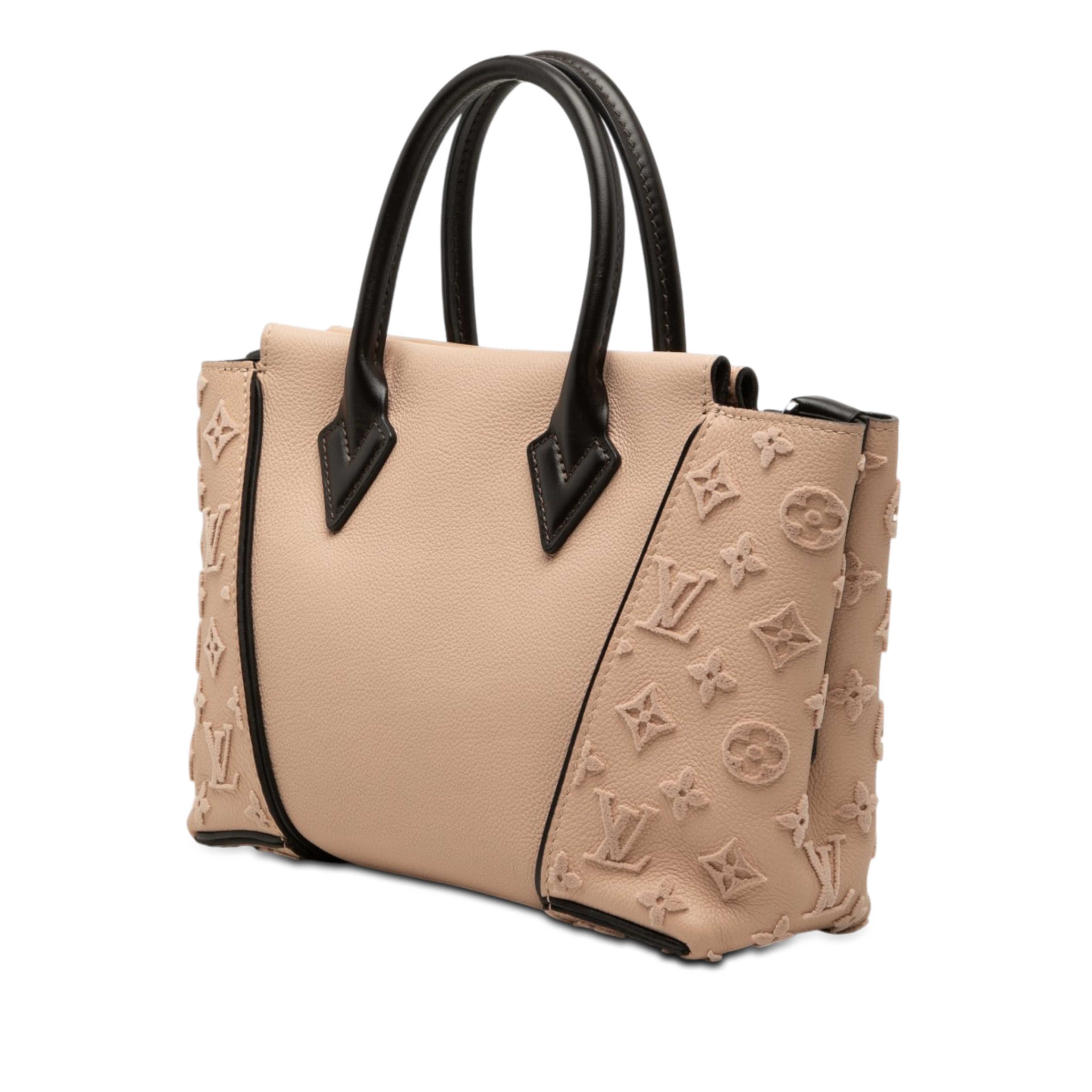 Louis Vuitton Veau Cachemire W Tote Bb, från Luxclusif, i färgen brun. Klicka för att öppna bilden i stort format