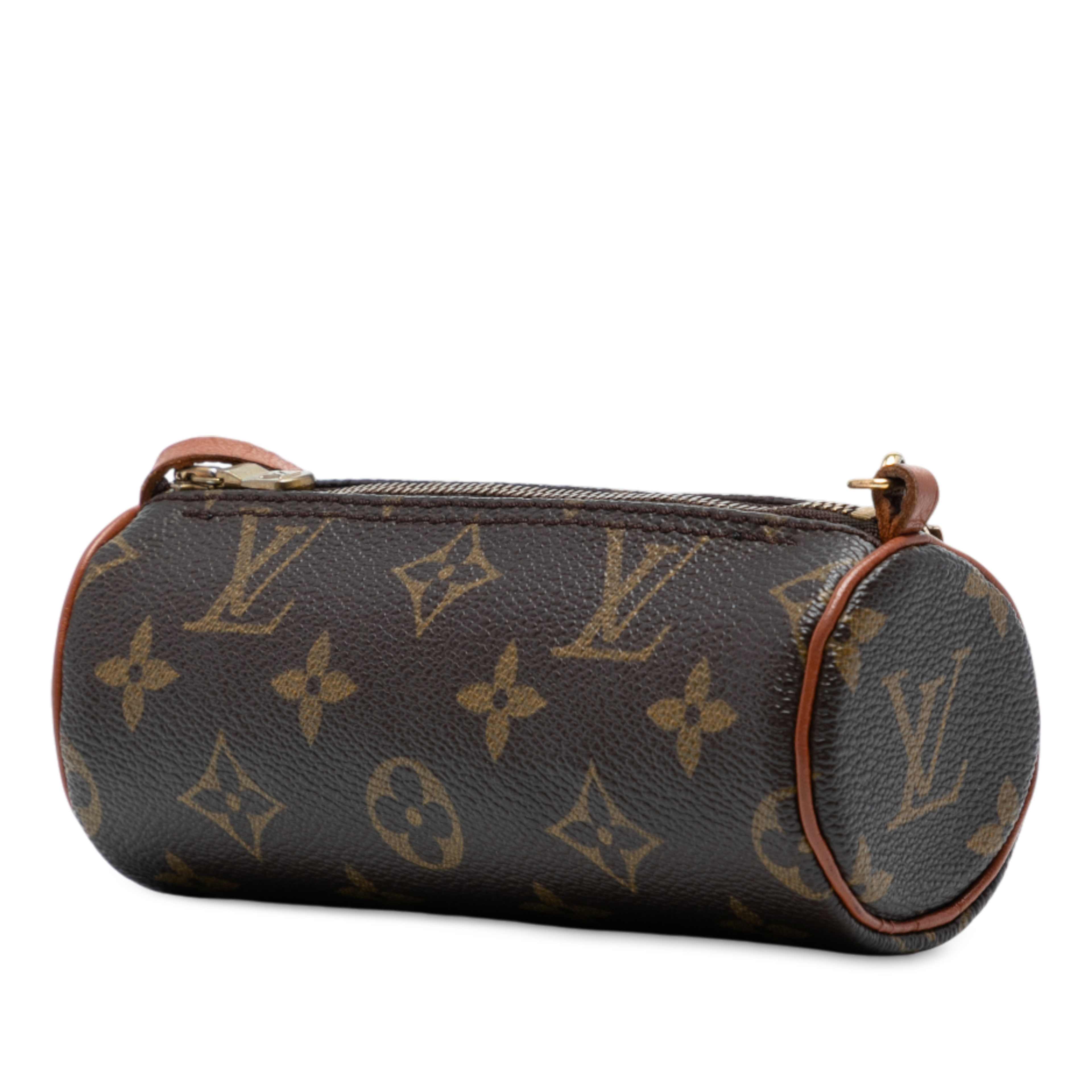 Louis Vuitton Monogram Papillon Pochette, från Luxclusif, i färgen brown. Klicka för att öppna bilden i stort format